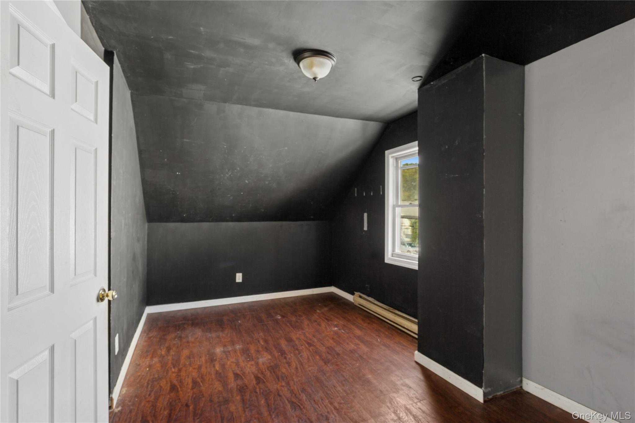 Single Family Locust Nassau County, NY 11553, MLS-918610-15