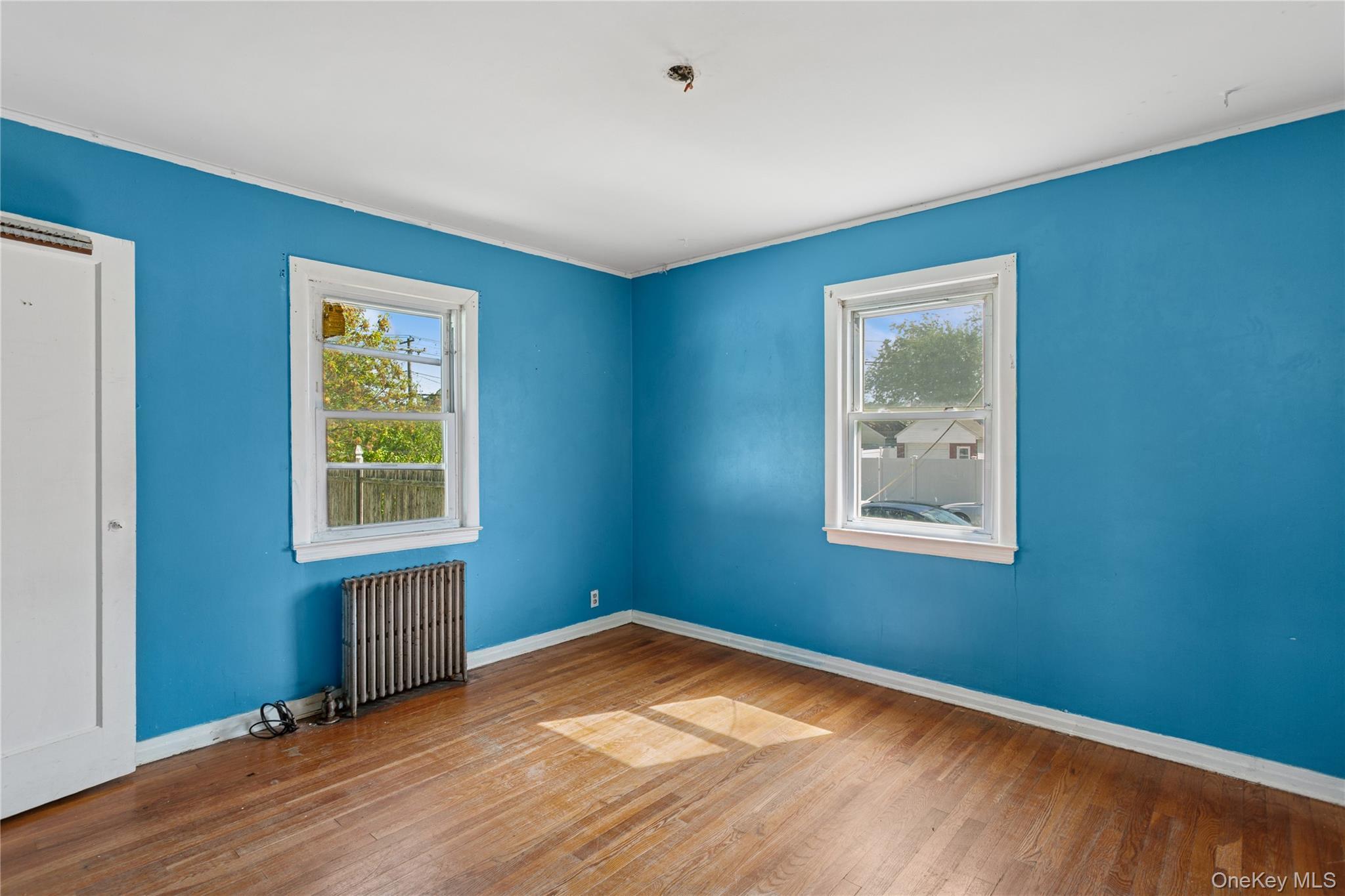 Single Family Locust Nassau County, NY 11553, MLS-918610-17