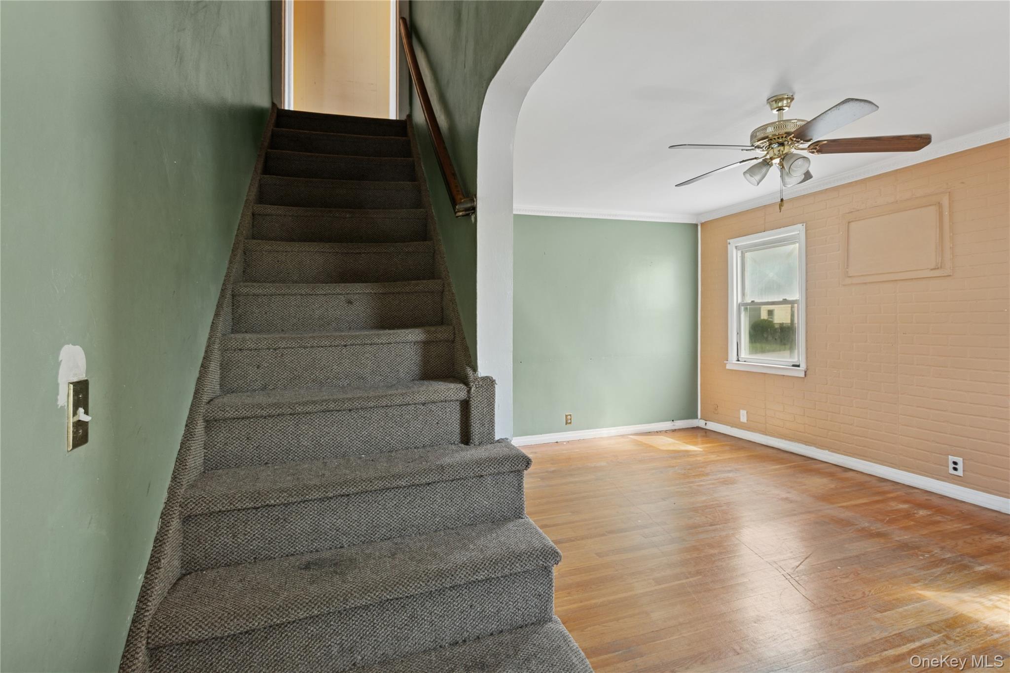 Single Family Locust Nassau County, NY 11553, MLS-918610-7