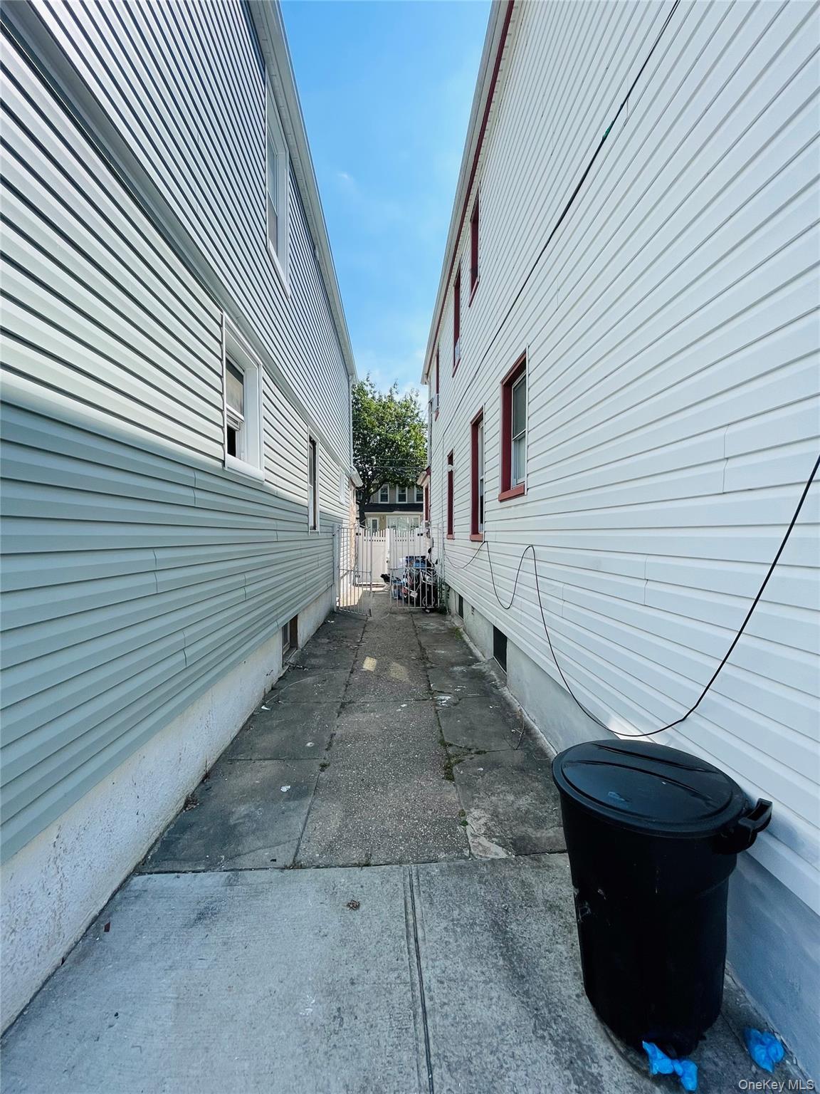 Single Family 118th  Queens, NY 11434, MLS-918630-3