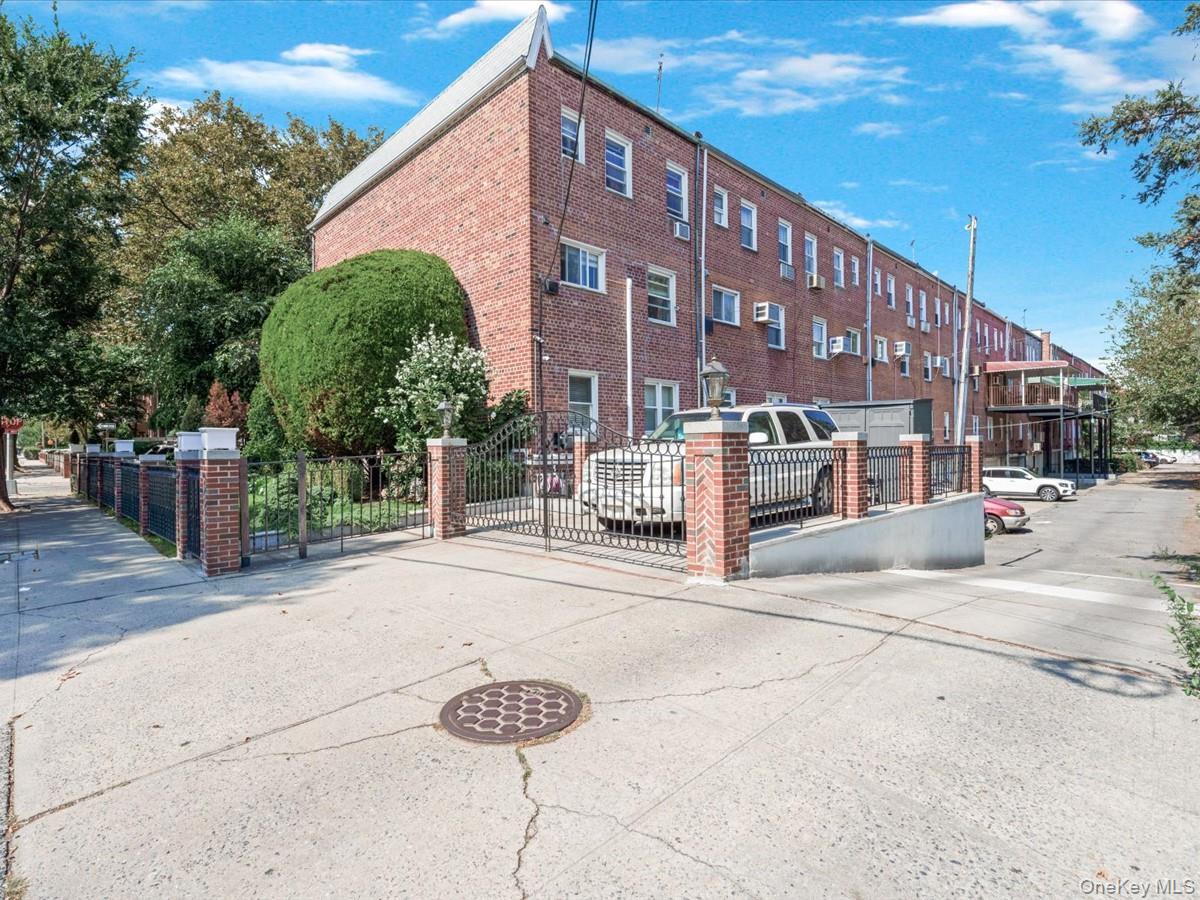 Single Family 59th  Brooklyn, NY 11234, MLS-918636-4