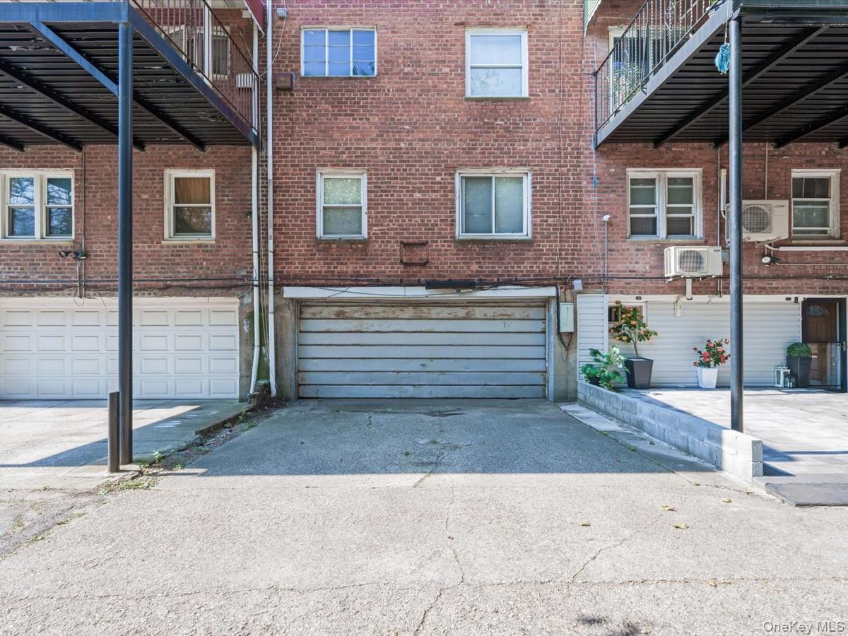 Single Family 59th  Brooklyn, NY 11234, MLS-918636-6