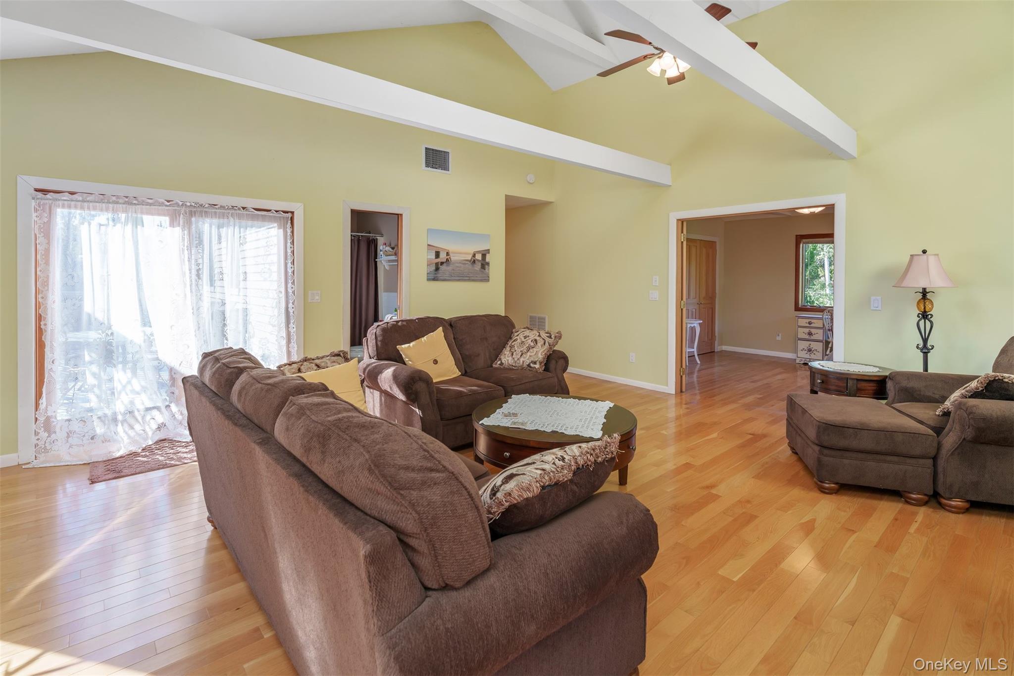 Single Family Peconic Bay  Suffolk County, NY 11931, MLS-918642-20