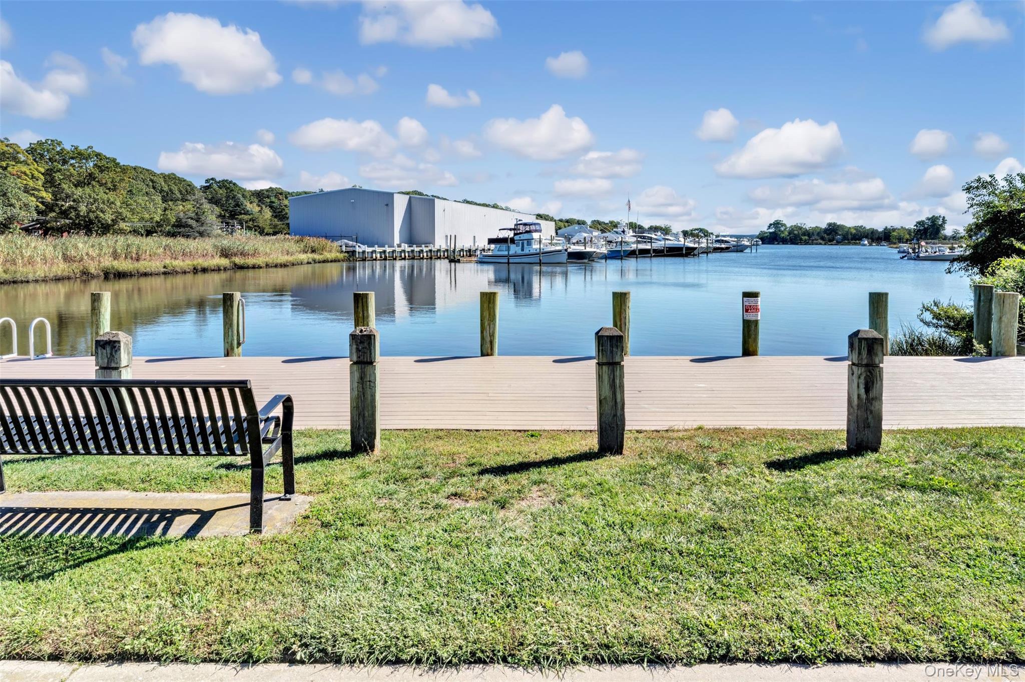 Single Family Peconic Bay  Suffolk County, NY 11931, MLS-918642-33