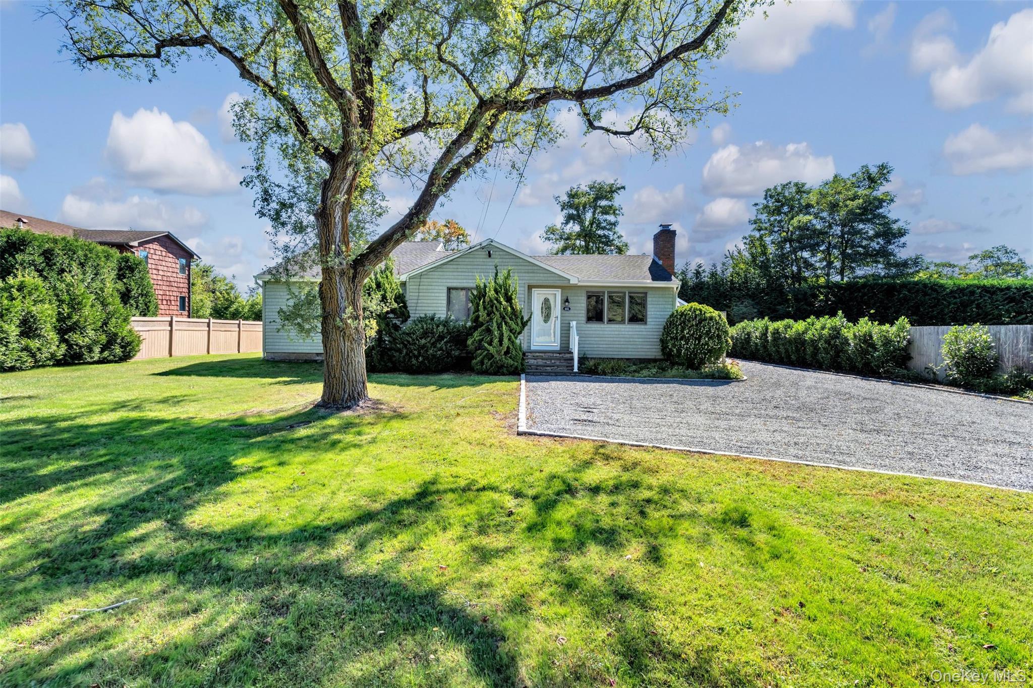 Single Family Peconic Bay  Suffolk County, NY 11931, MLS-918642-36