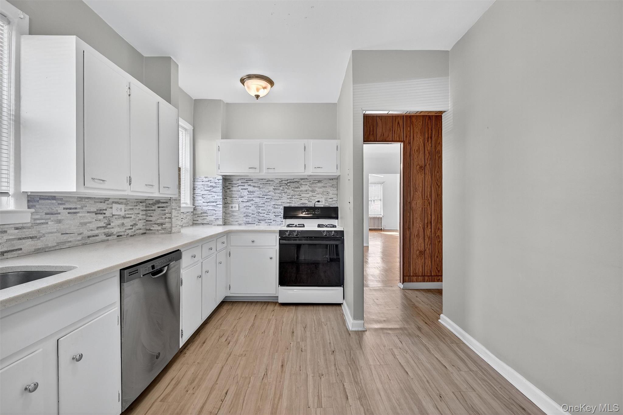 Single Family Cornell  Bronx, NY 10461, MLS-918664-14