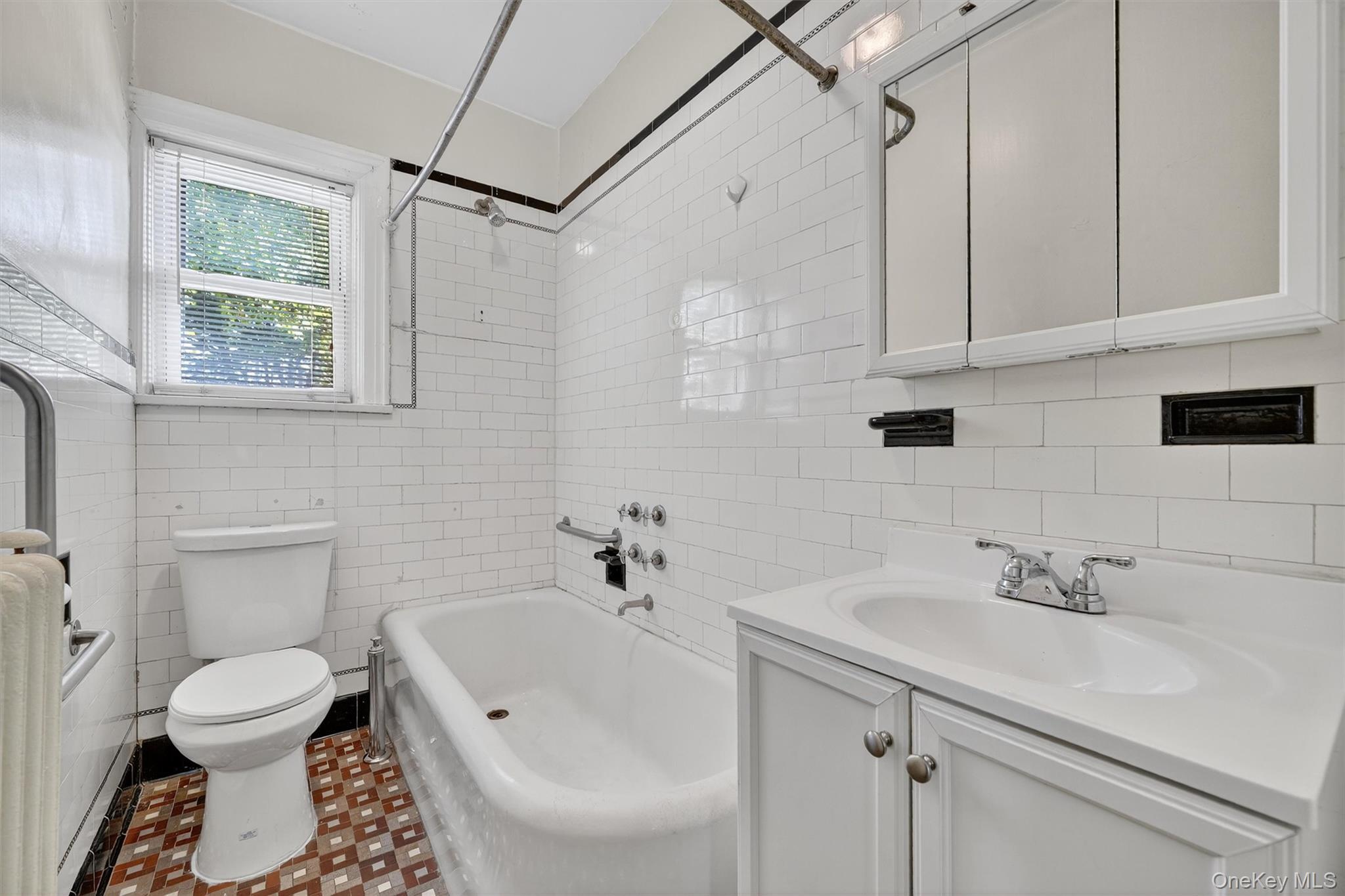 Single Family Cornell  Bronx, NY 10461, MLS-918664-22