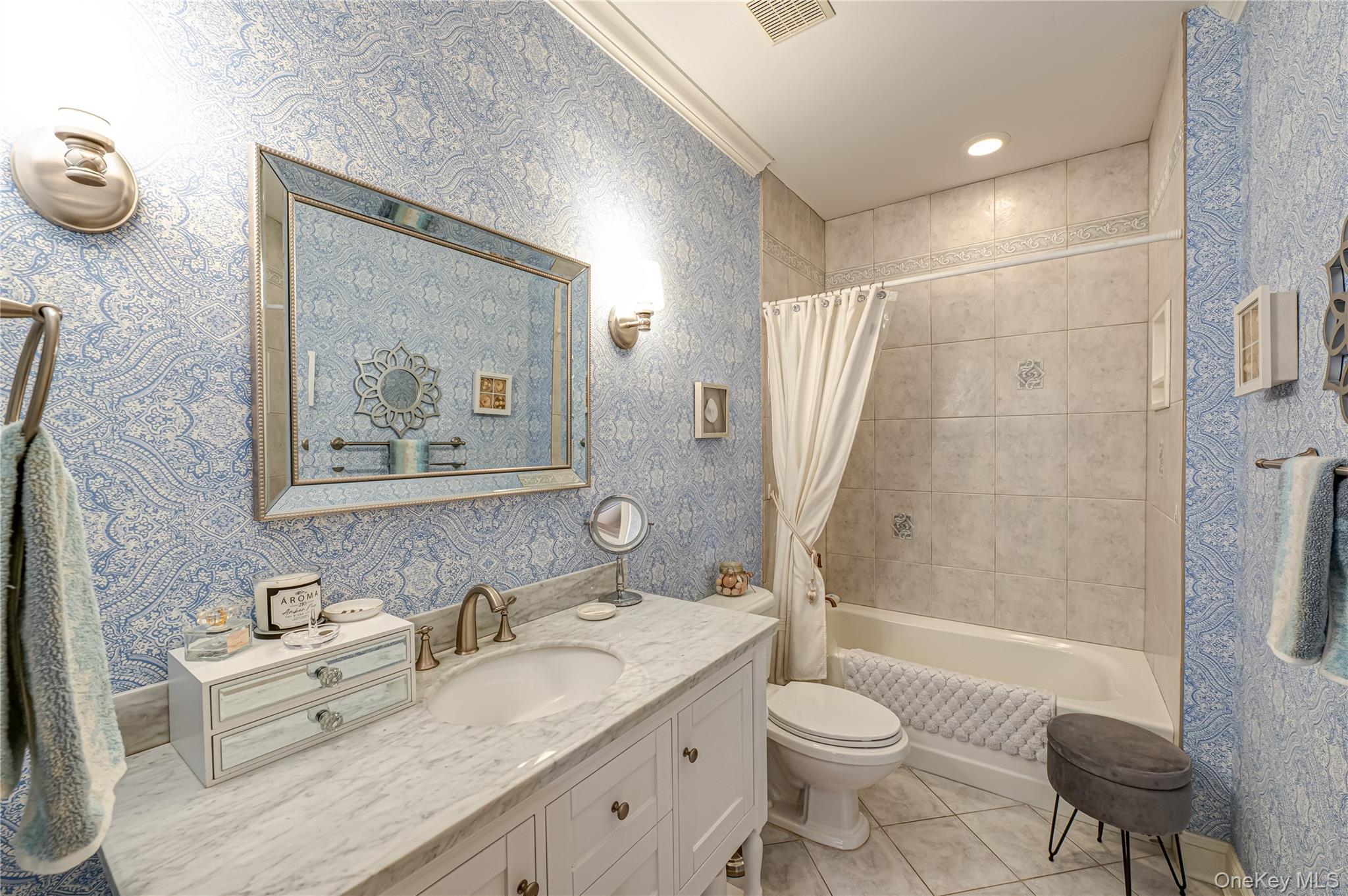 Single Family True Harbour Suffolk County, NY 11795, MLS-918666-23