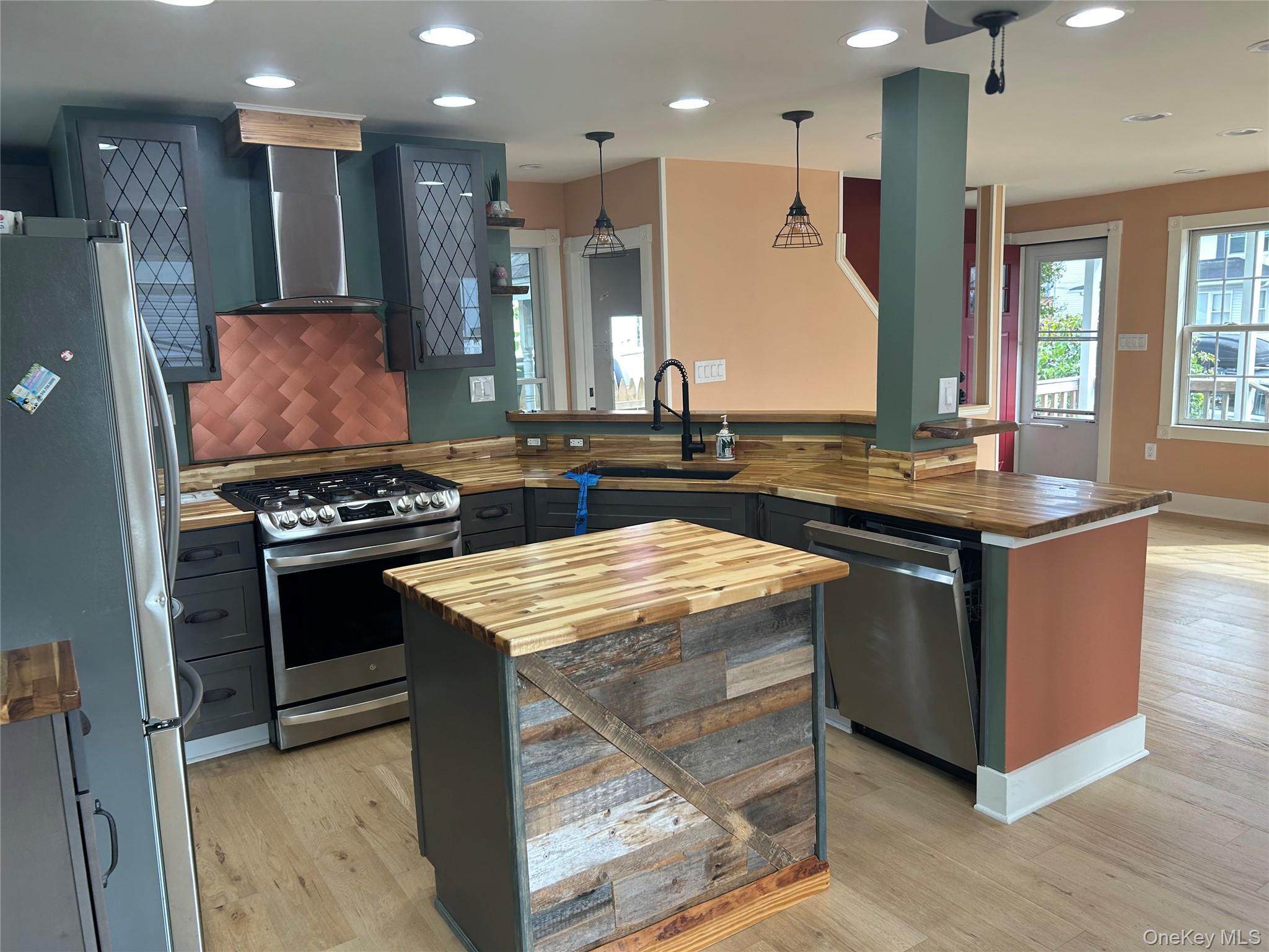 Single Family Marie  Nassau County, NY 11801, MLS-918688-3