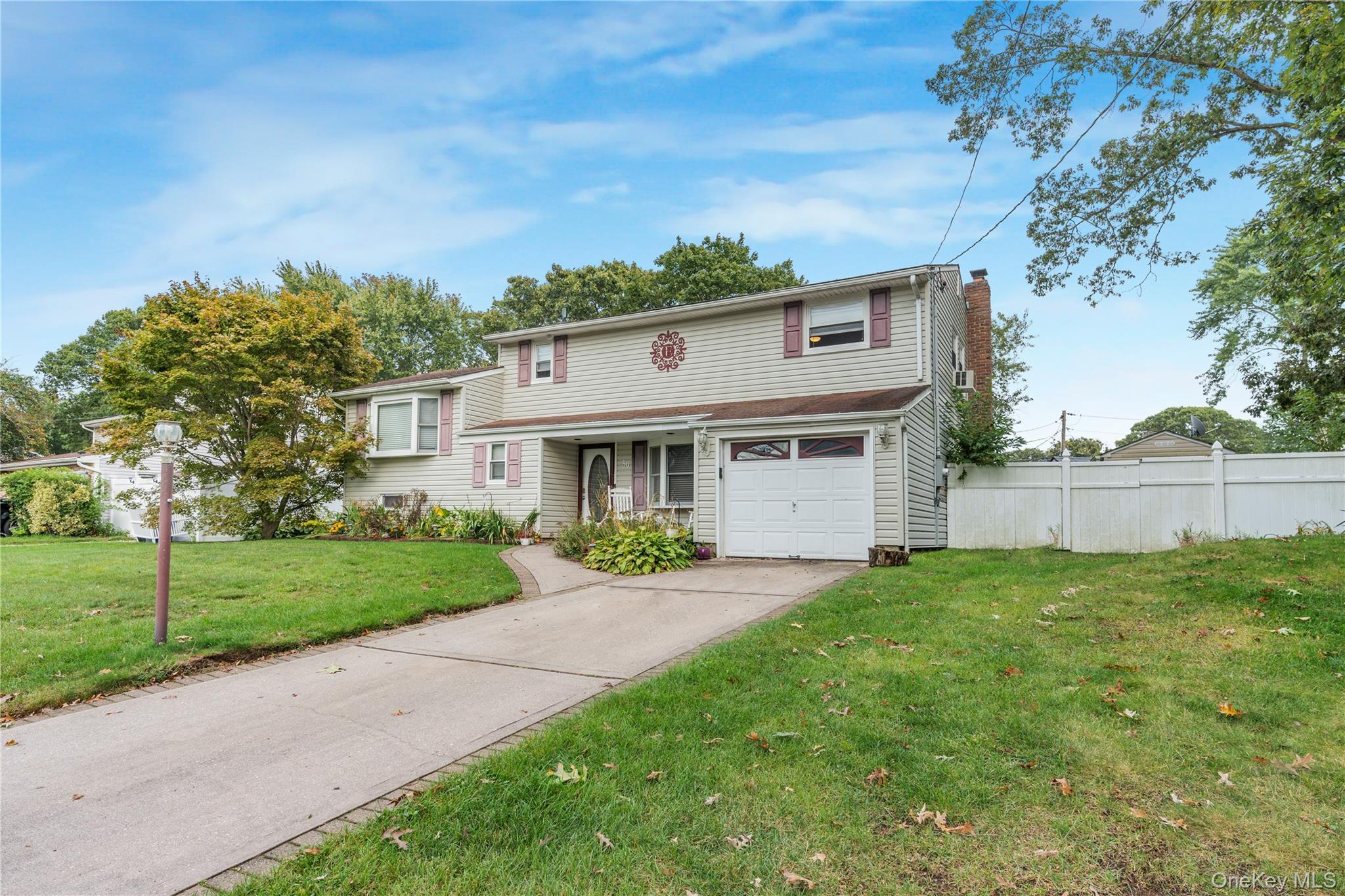 Single Family Riviera Suffolk County, NY 11784, MLS-918691-2
