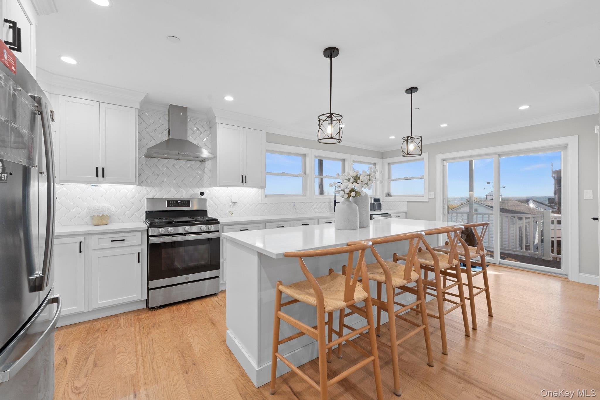 Single Family Arctic  Suffolk County, NY 11757, MLS-918704-8