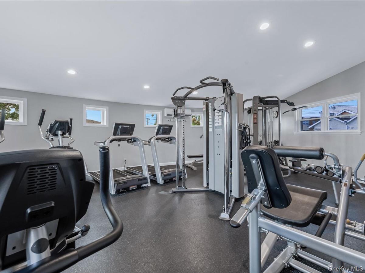 Coop Rose Nassau County, NY 11572, MLS-918708-17