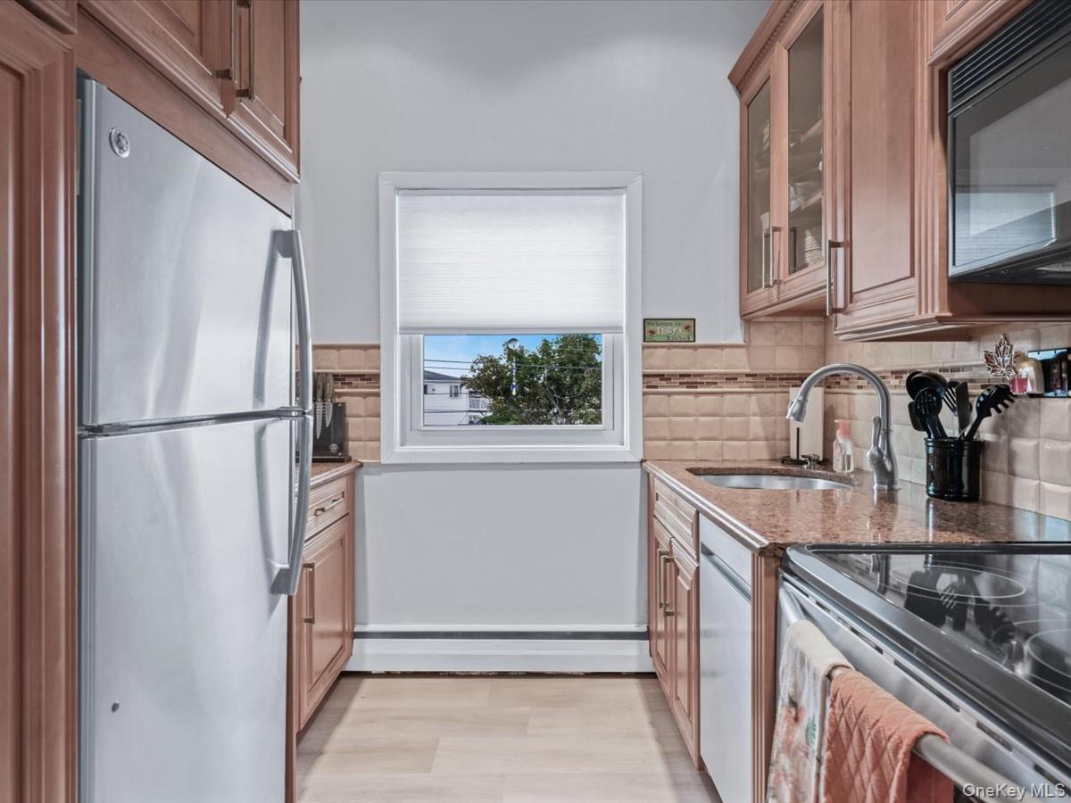 Coop Rose Nassau County, NY 11572, MLS-918708-9