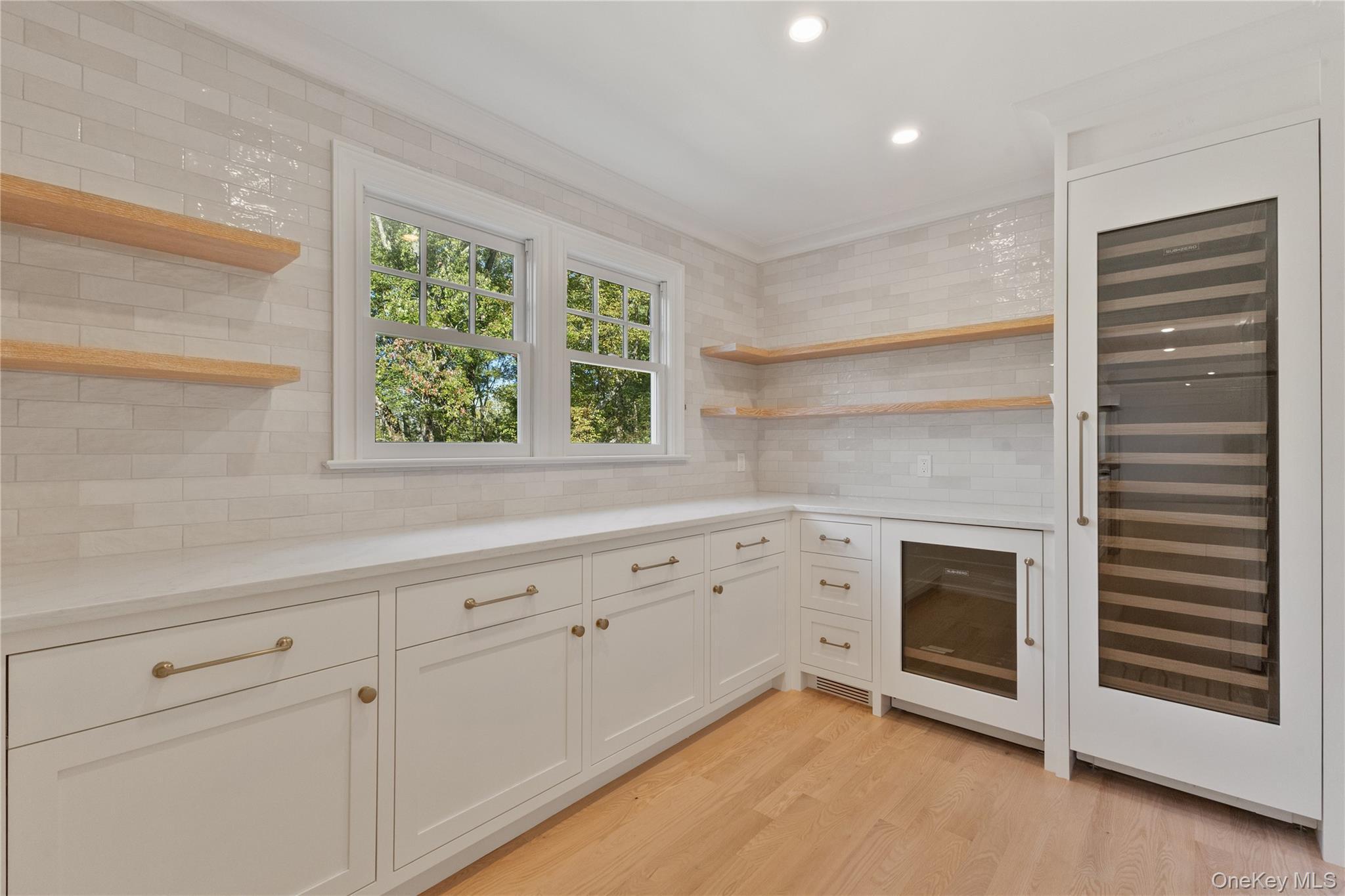 Single Family Cutler Out Of Area, NY 06831, MLS-918725-7