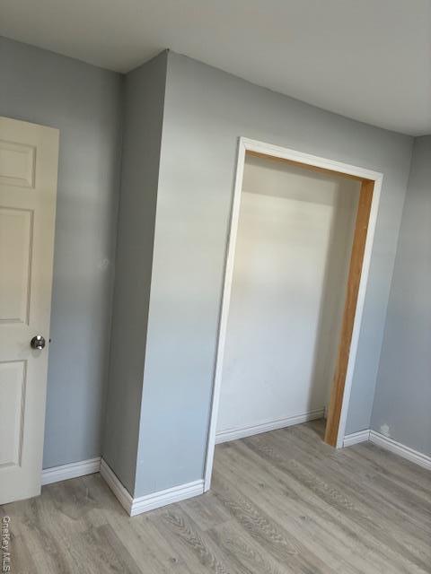 Single Family Ash Suffolk County, NY 11722, MLS-918745-10