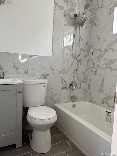 Single Family Ash Street Suffolk County, NY 11722, MLS-918745-13