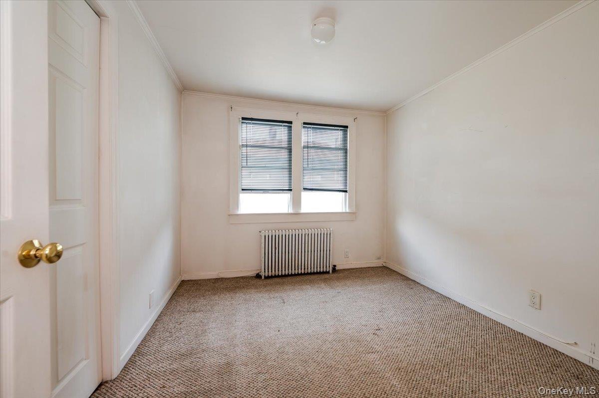 Single Family May Nassau County, NY 11550, MLS-918750-8