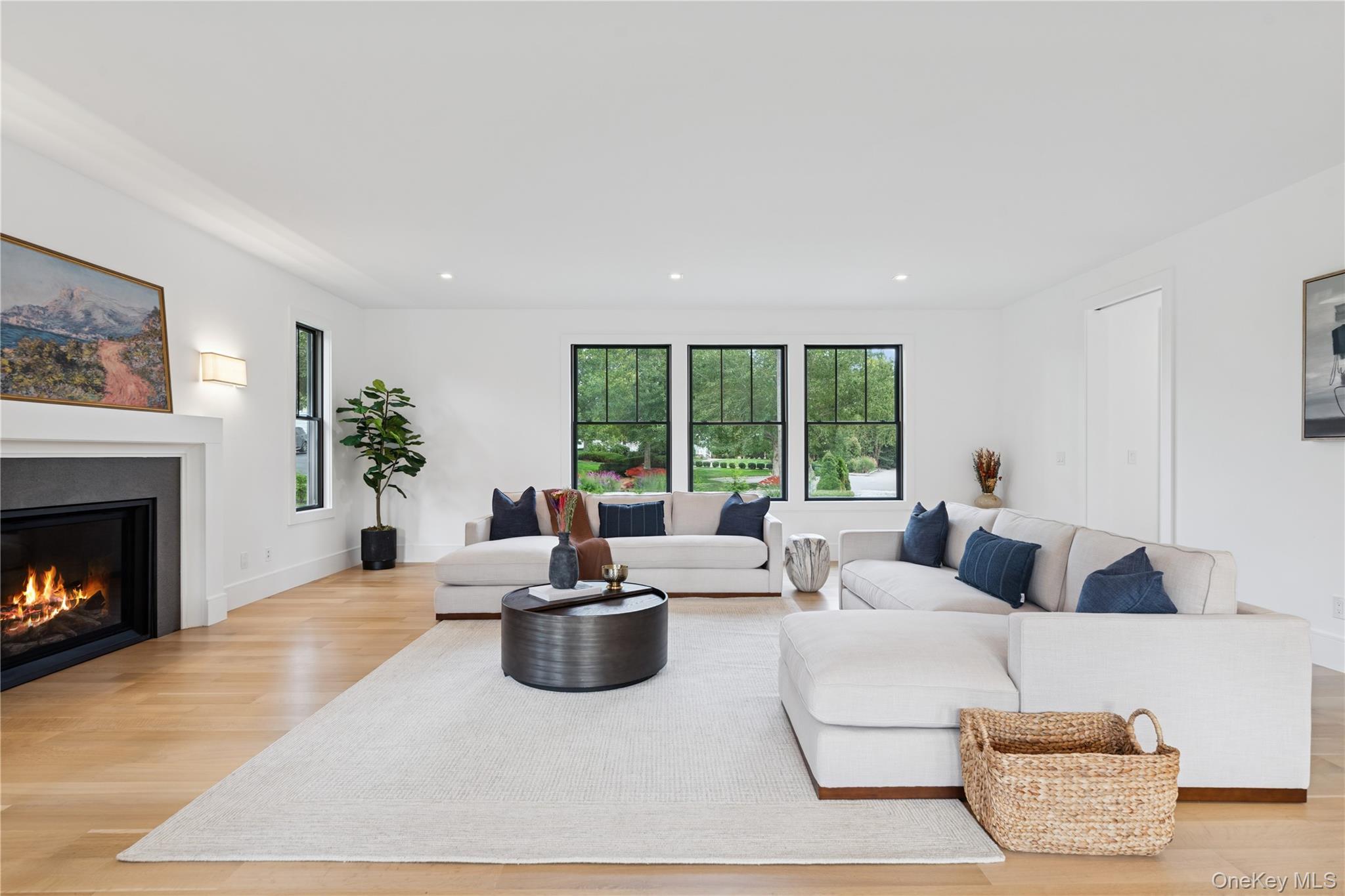 Single Family Crescent Suffolk County, NY 11792, MLS-918775-10