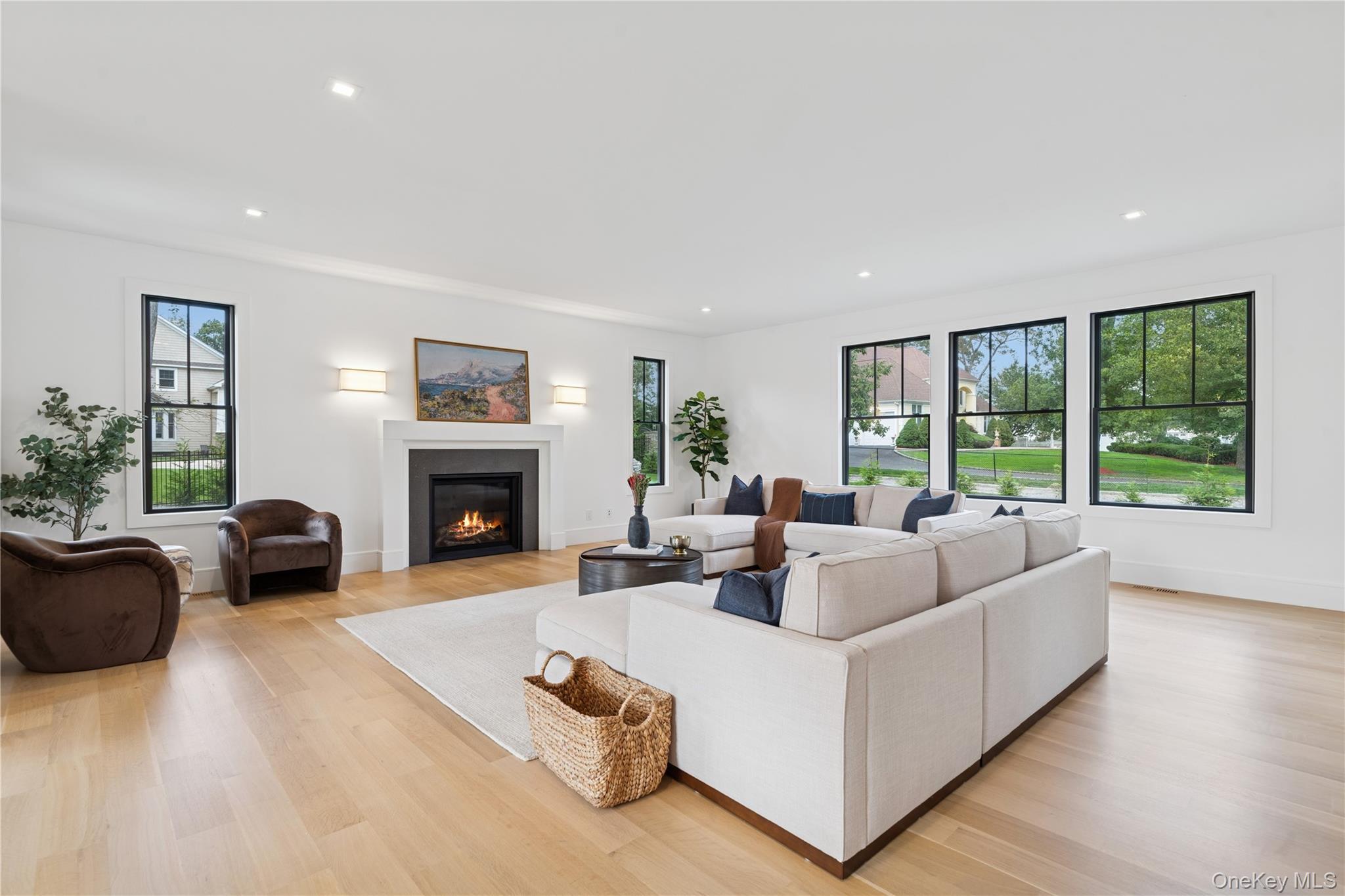 Single Family Crescent Suffolk County, NY 11792, MLS-918775-11