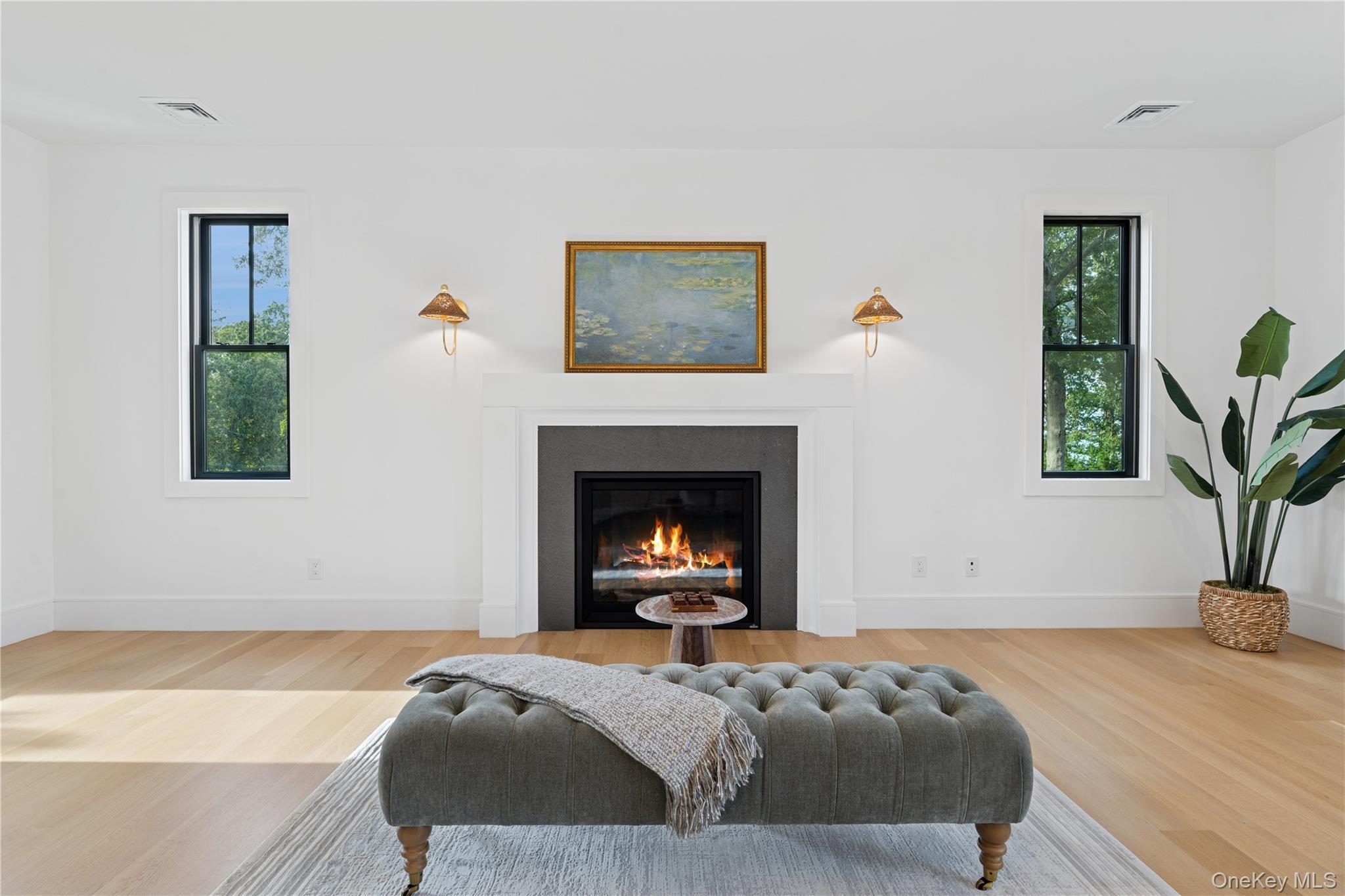 Single Family Crescent Suffolk County, NY 11792, MLS-918775-32