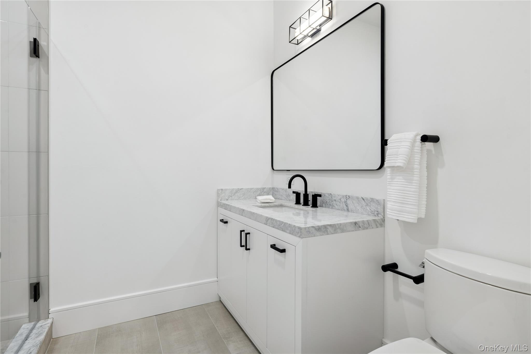 Single Family Crescent Suffolk County, NY 11792, MLS-918775-43