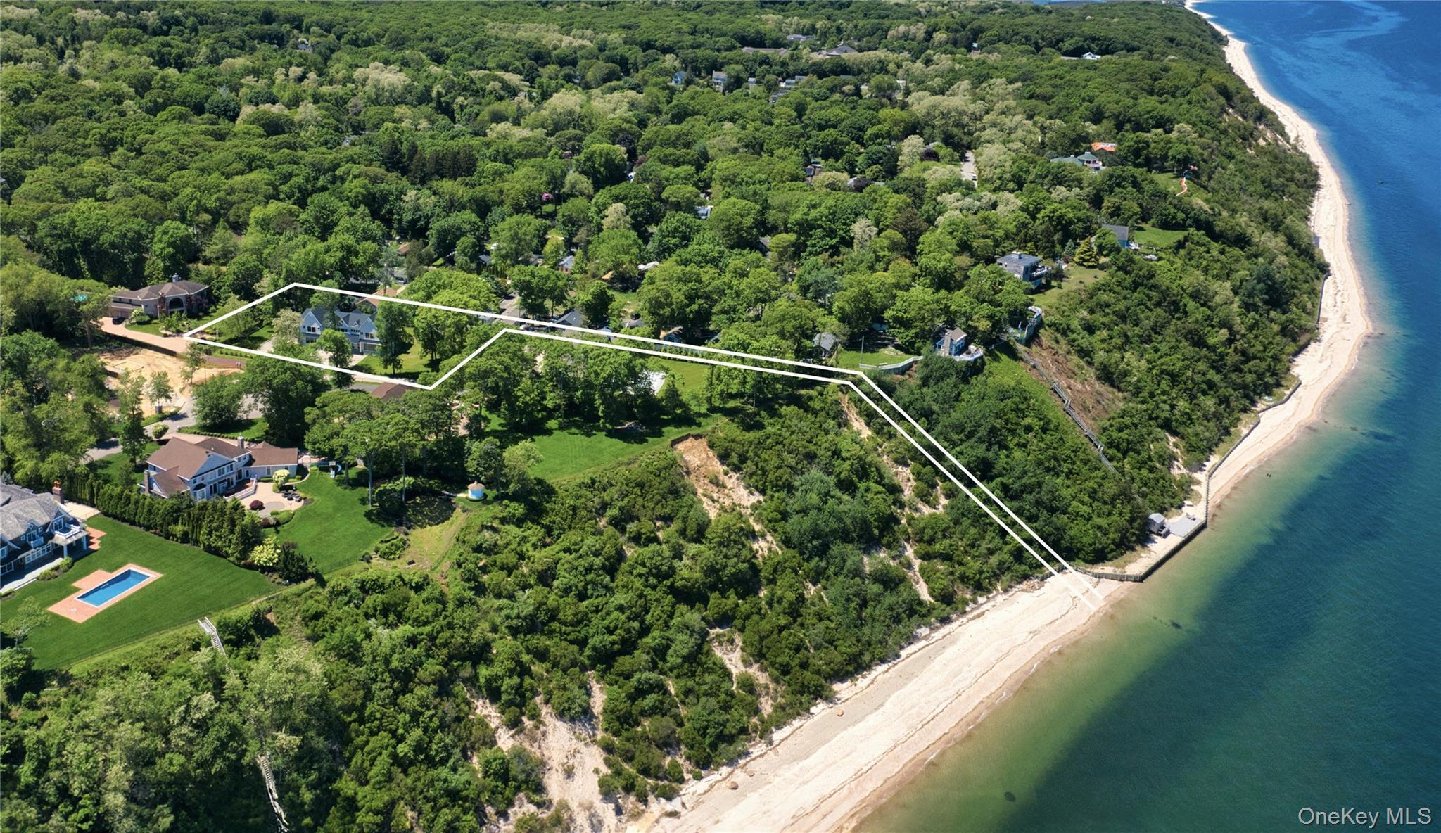 Single Family Crescent Suffolk County, NY 11792, MLS-918775-5