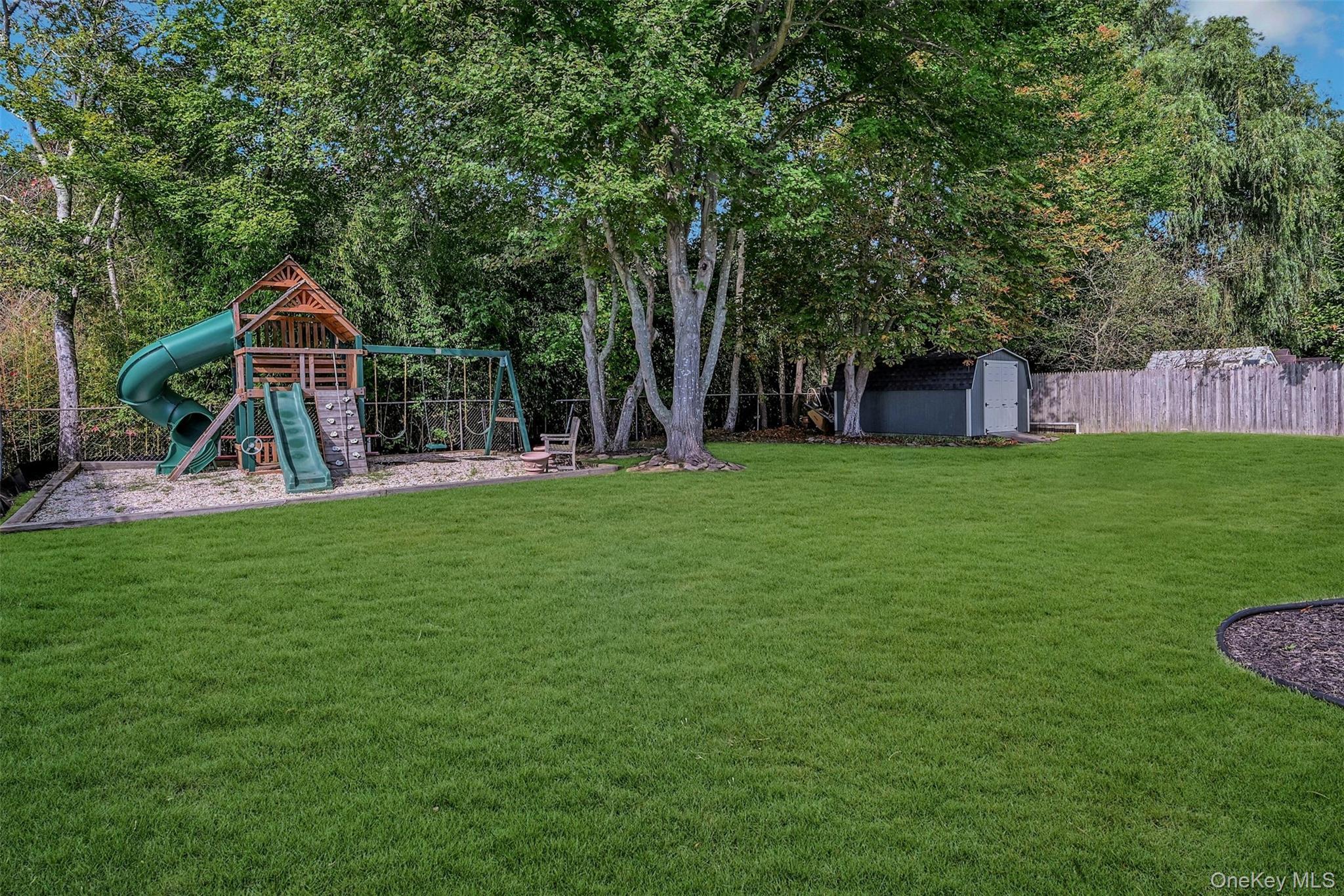 Single Family Shore Suffolk County, NY 11769, MLS-918803-27