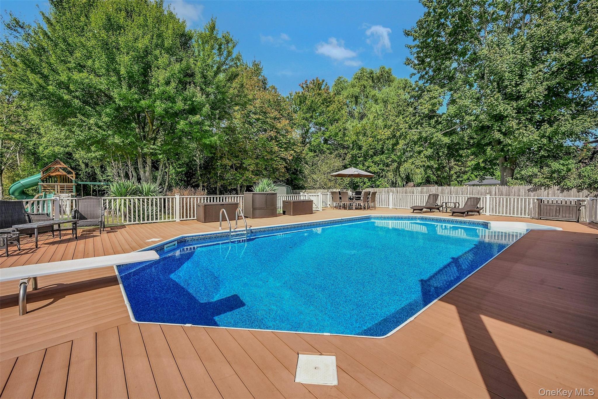 Single Family Shore Suffolk County, NY 11769, MLS-918803-30