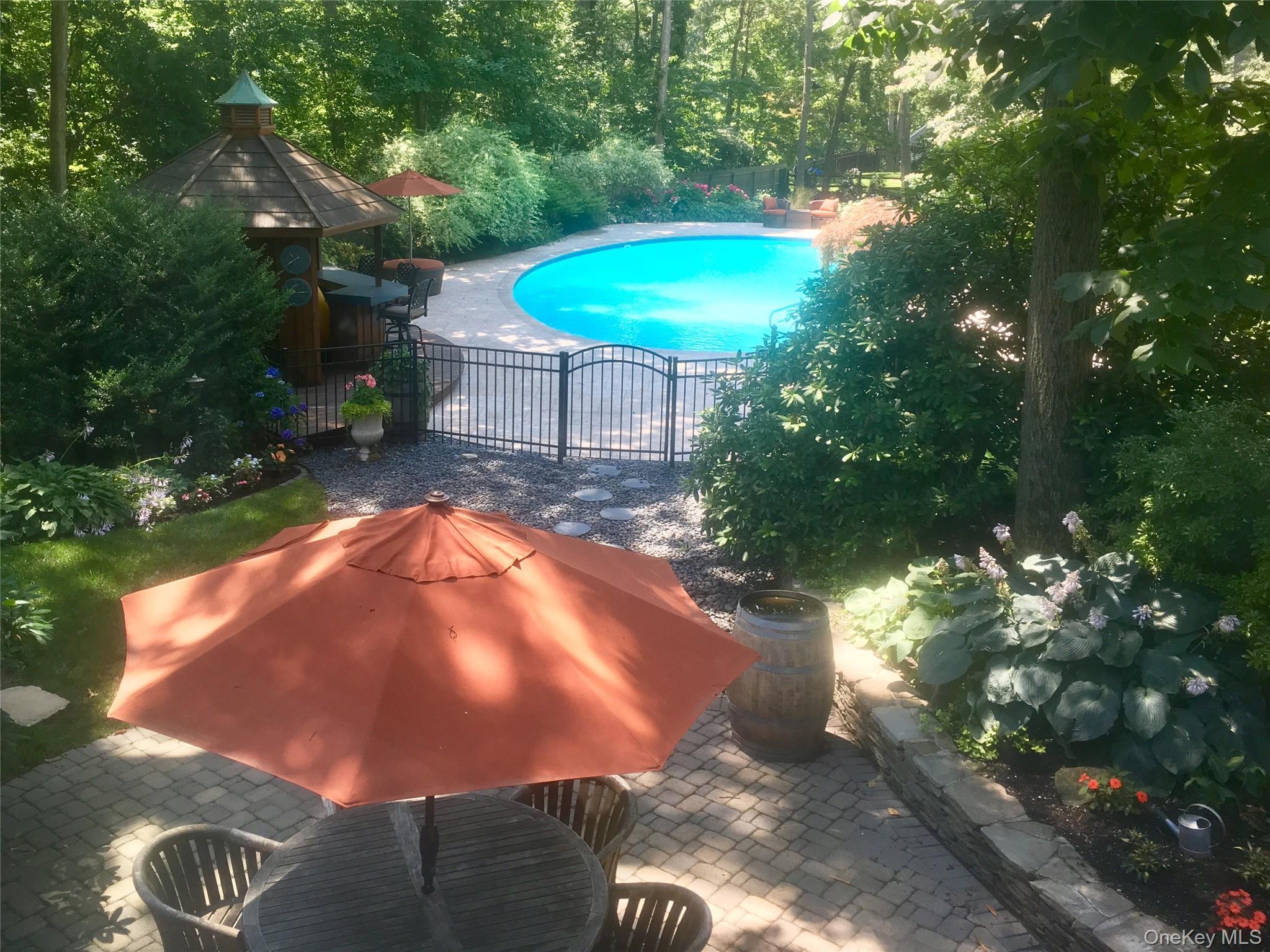 Single Family Surry Hill  Suffolk County, NY 11743, MLS-918832-34