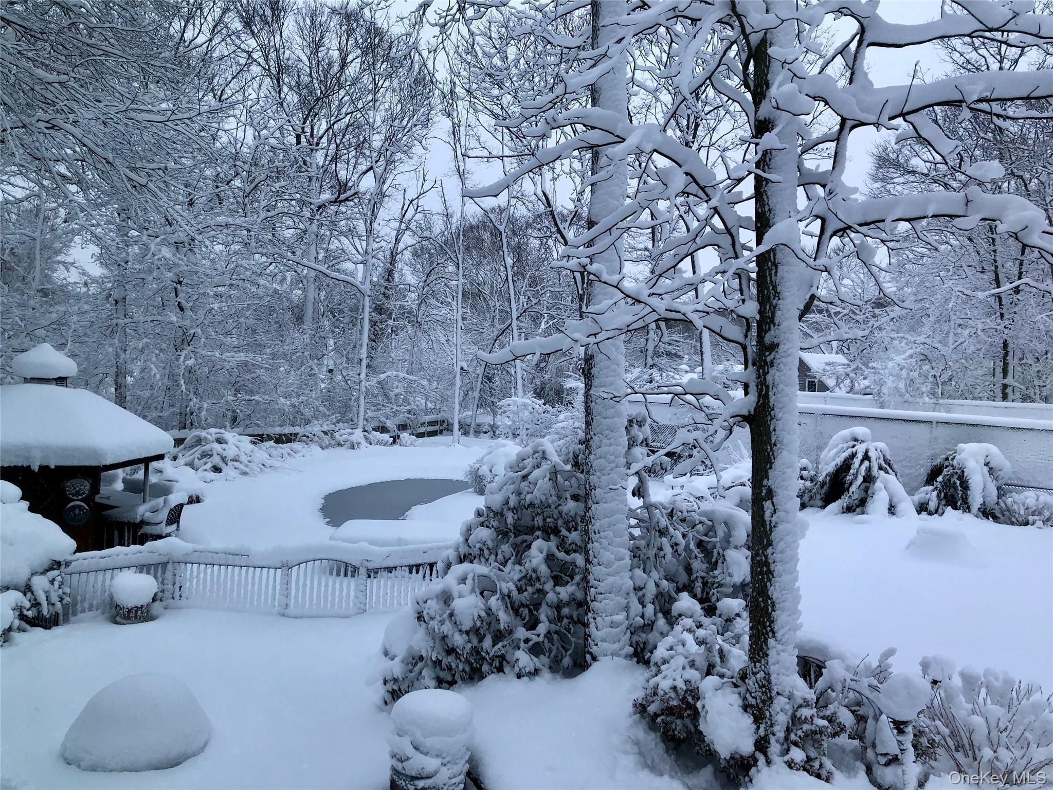 Single Family Surry Hill  Suffolk County, NY 11743, MLS-918832-48