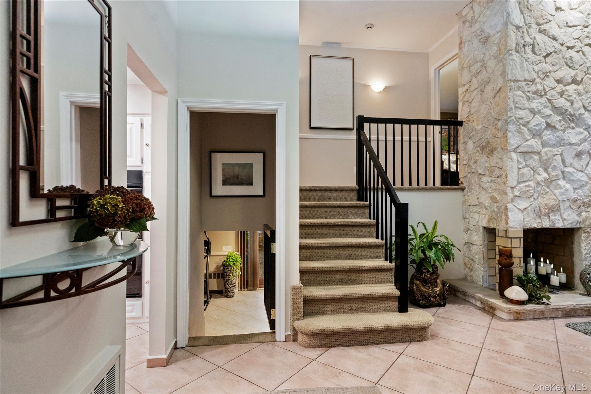 Single Family Surry Hill  Suffolk County, NY 11743, MLS-918832-7