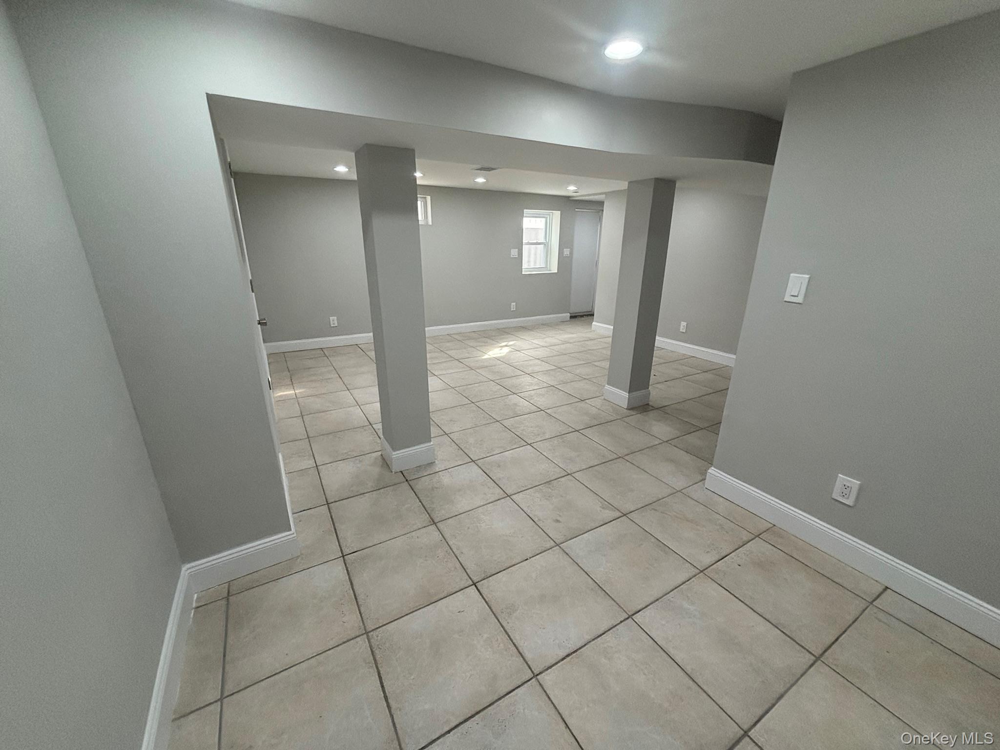 Single Family Roxbury  Nassau County, NY 11572, MLS-918842-14