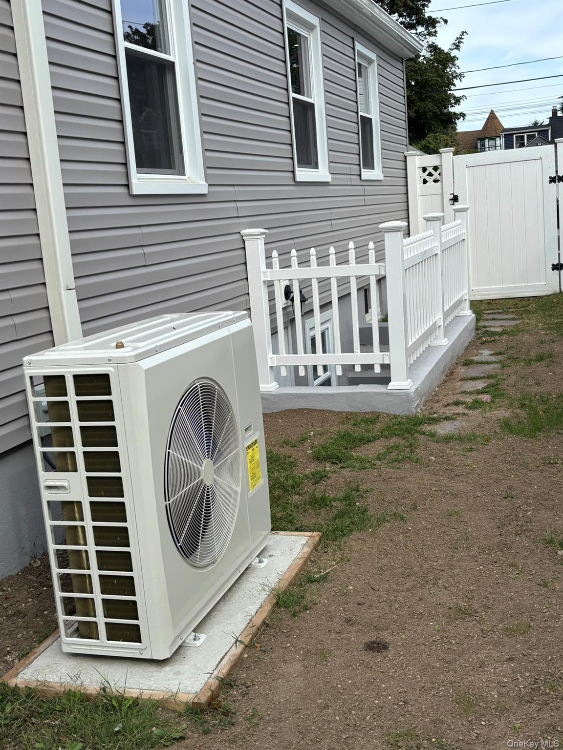 Single Family Roxbury  Nassau County, NY 11572, MLS-918842-19