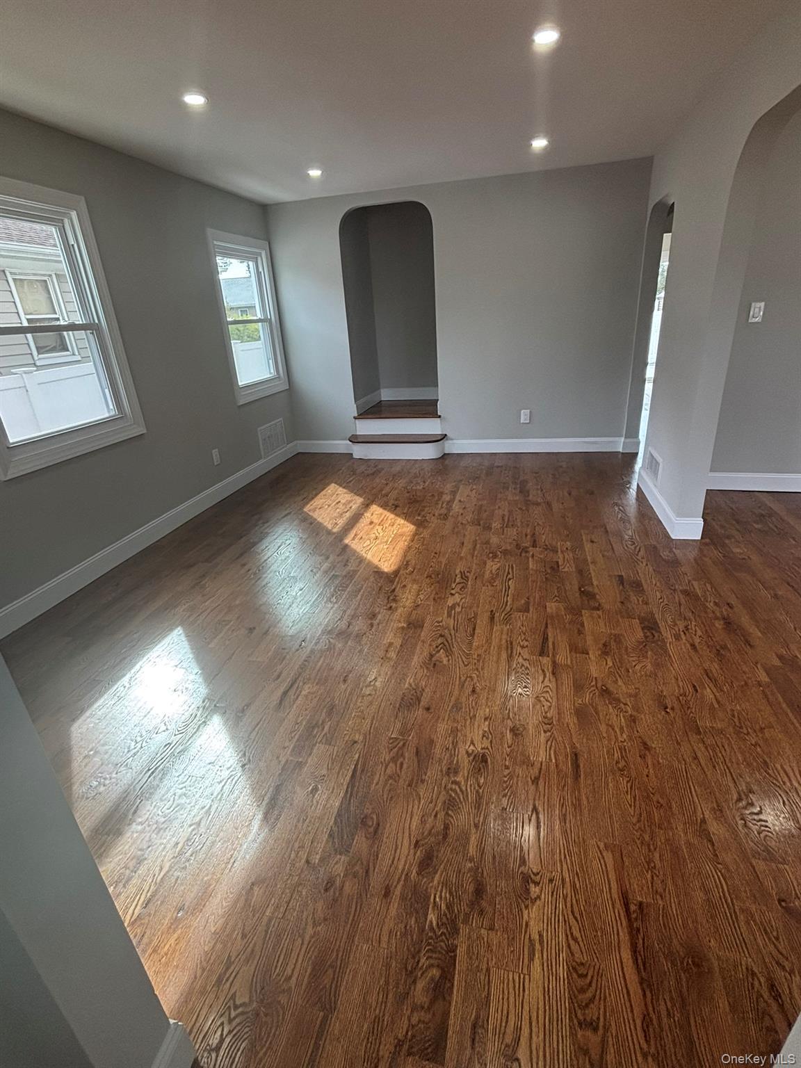 Single Family Roxbury  Nassau County, NY 11572, MLS-918842-2