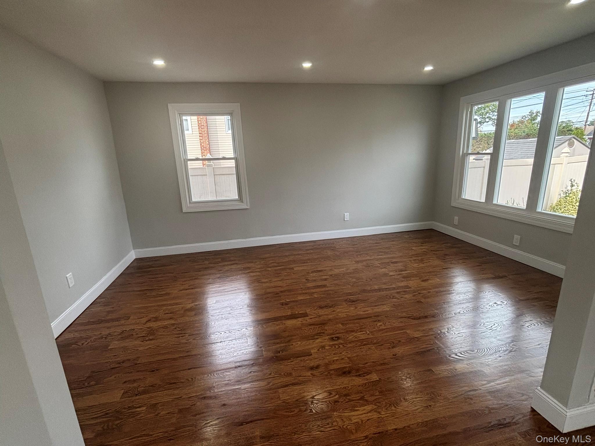 Single Family Roxbury  Nassau County, NY 11572, MLS-918842-3