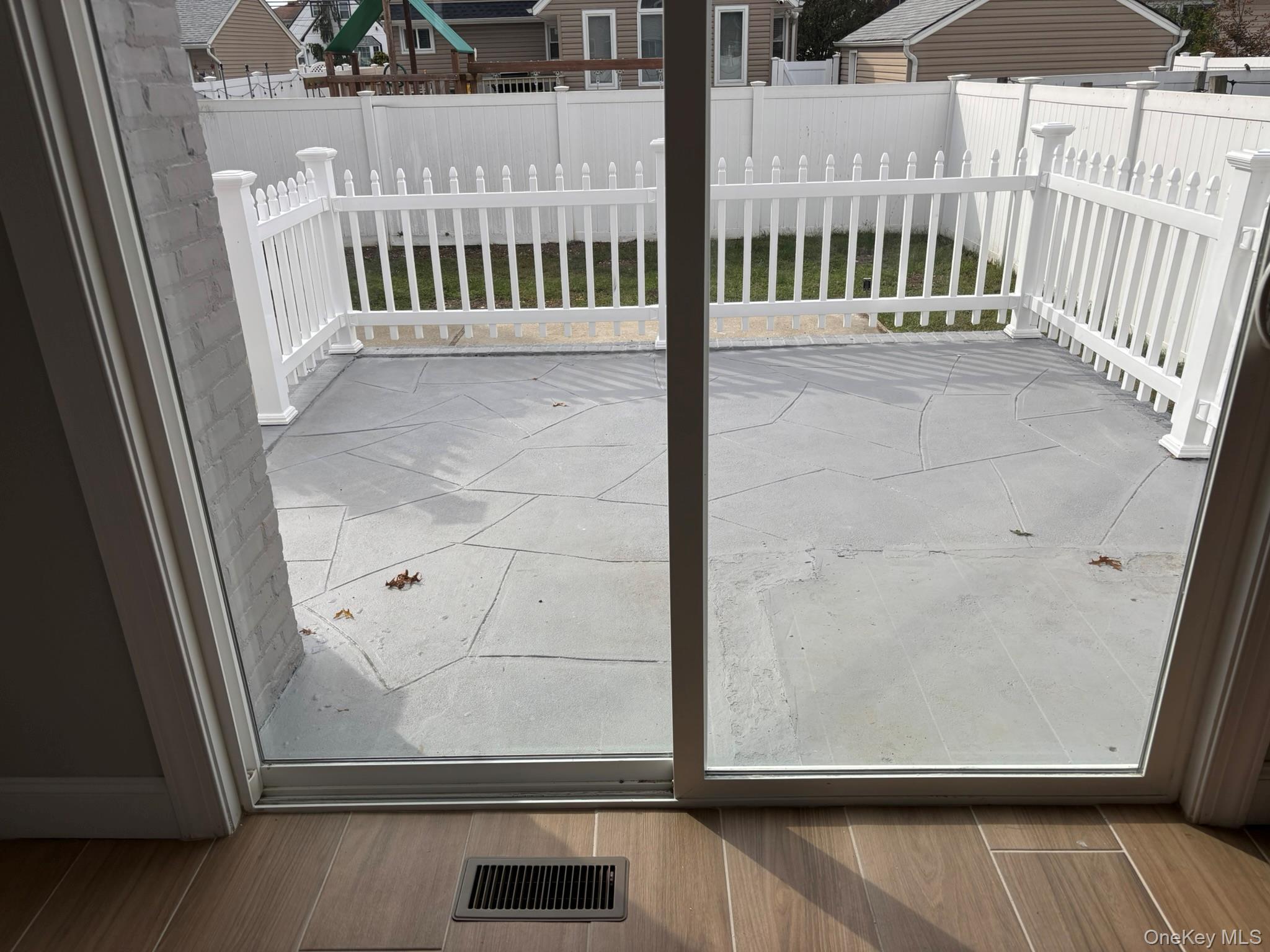 Single Family Roxbury  Nassau County, NY 11572, MLS-918842-9