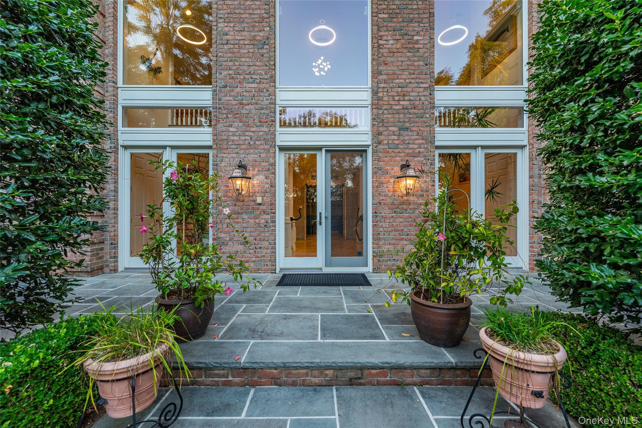 Single Family Grandview Suffolk County, NY 11957, MLS-918863-10