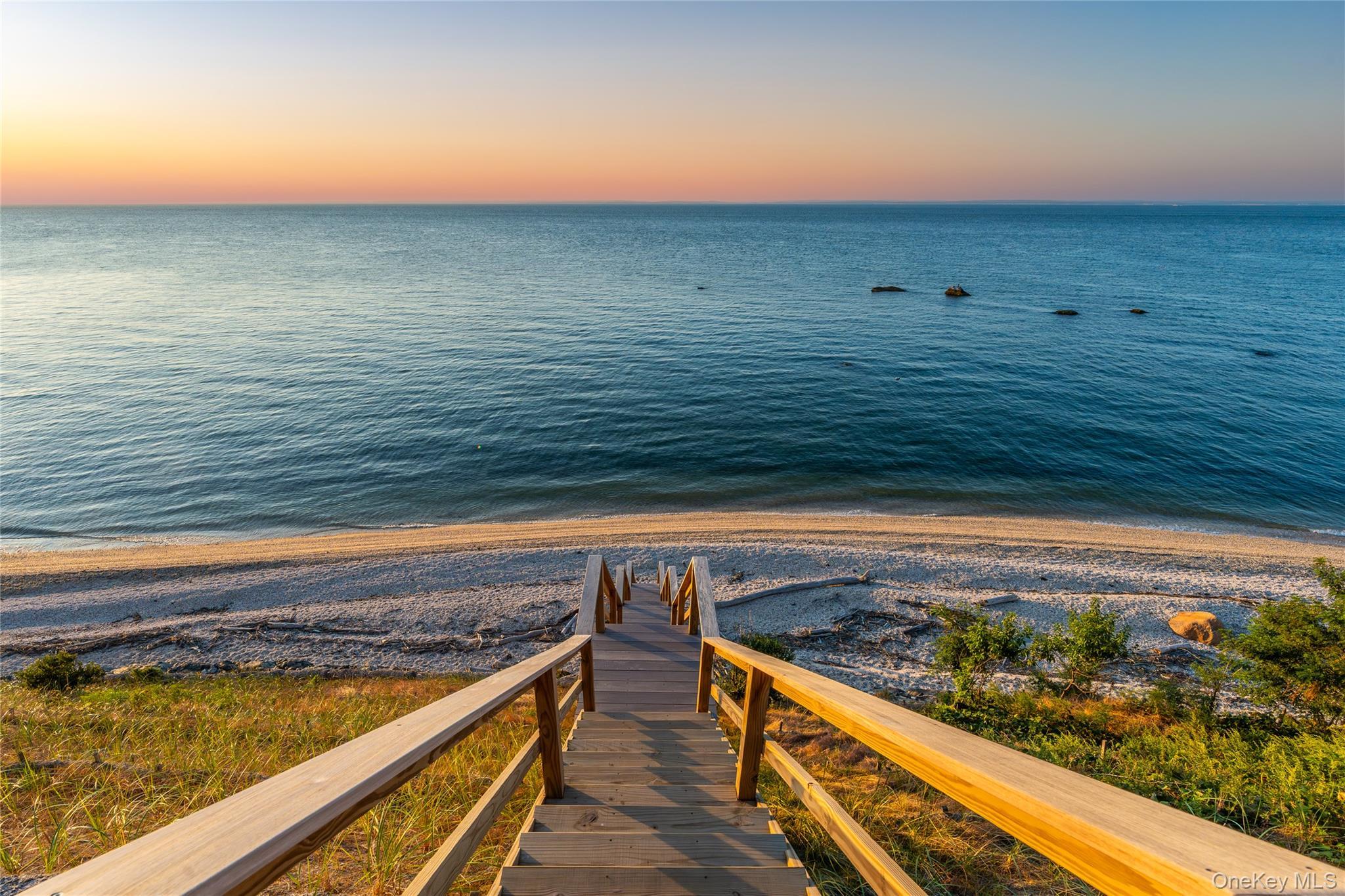 Single Family Grandview Suffolk County, NY 11957, MLS-918863-2