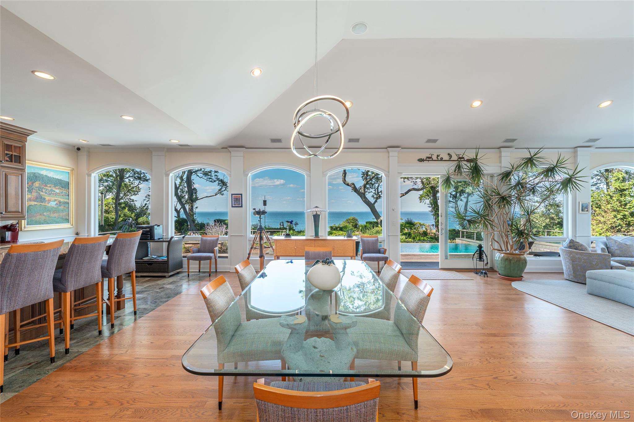 Single Family Grandview Suffolk County, NY 11957, MLS-918863-20