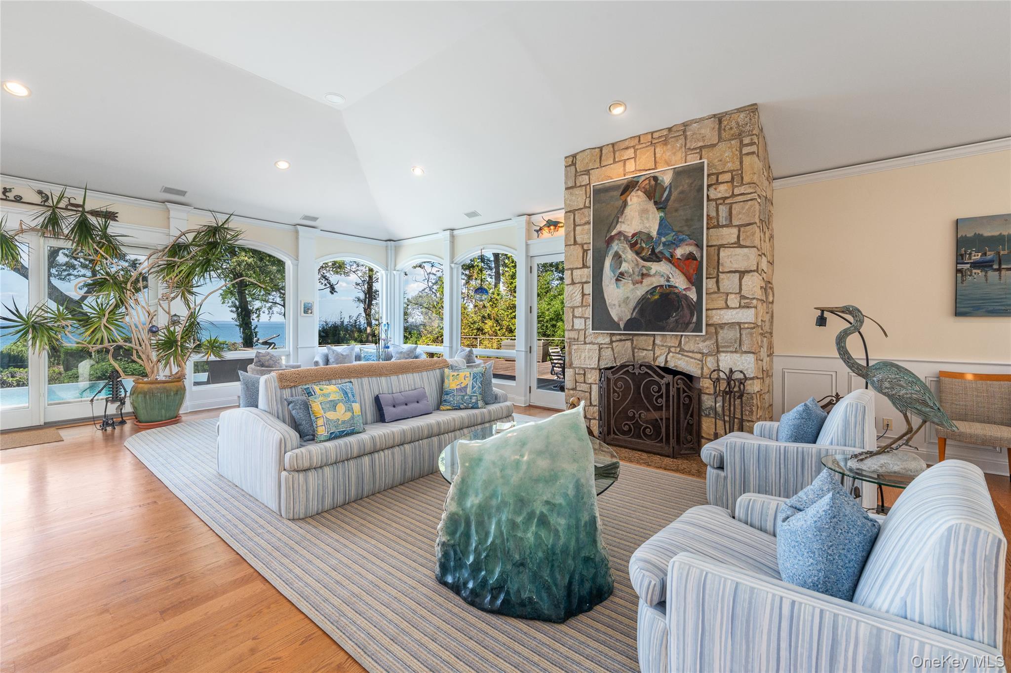 Single Family Grandview Suffolk County, NY 11957, MLS-918863-22