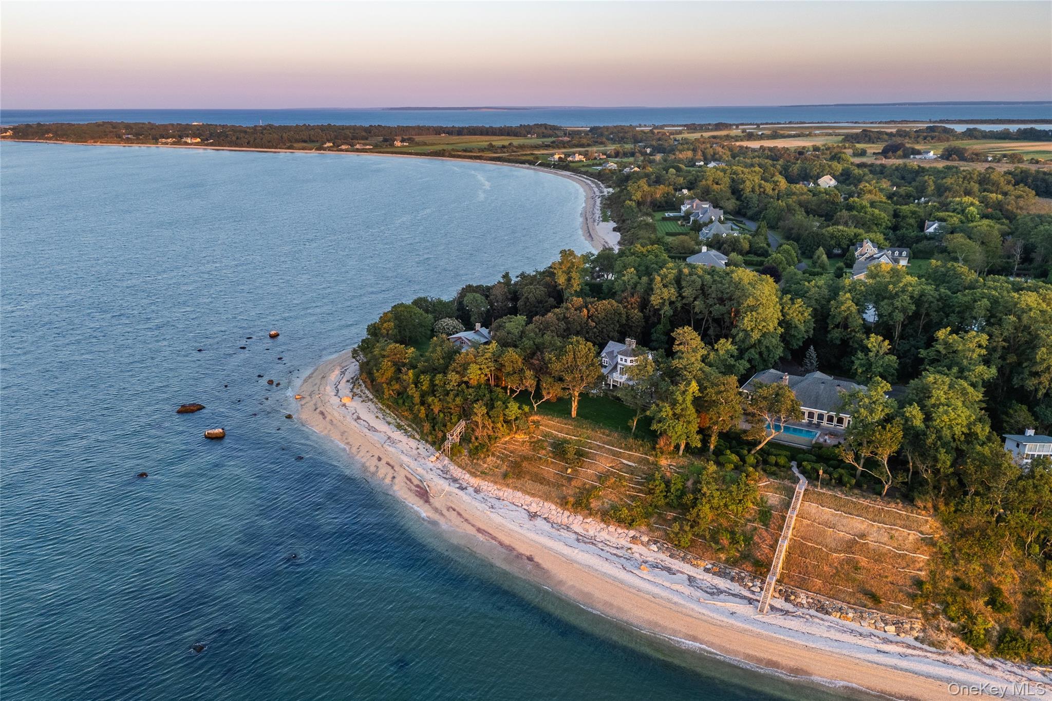 Single Family Grandview Suffolk County, NY 11957, MLS-918863-43