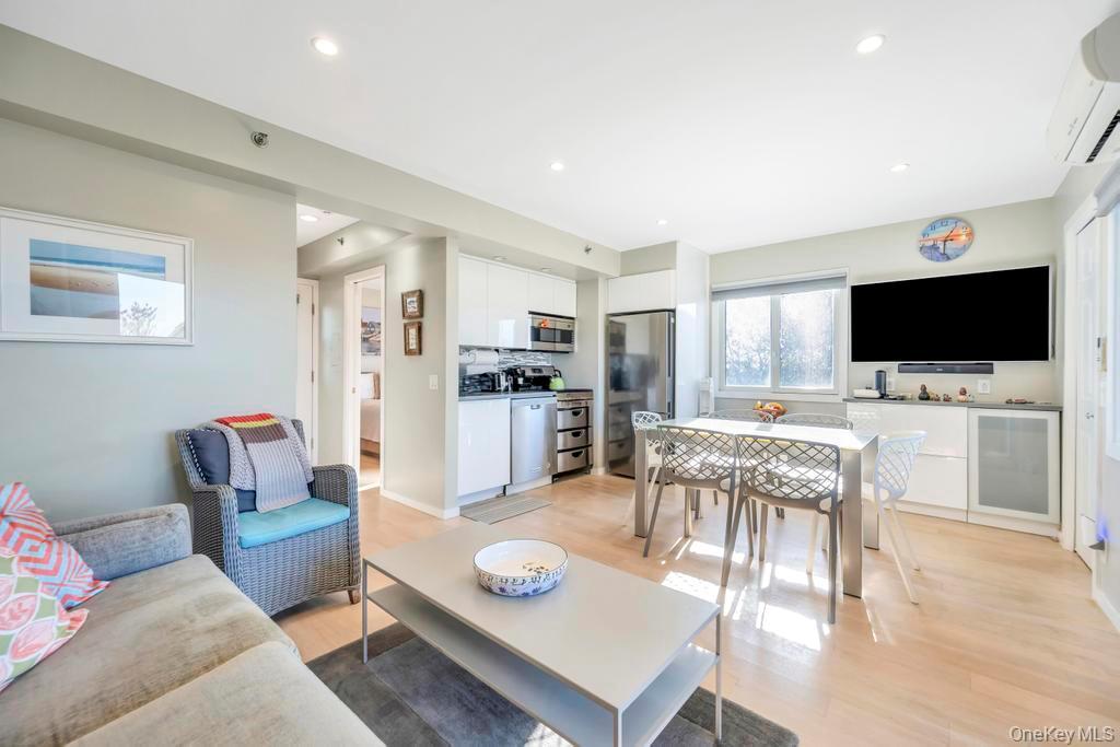 Coop Montauk Suffolk County, NY 11930, MLS-918865-5