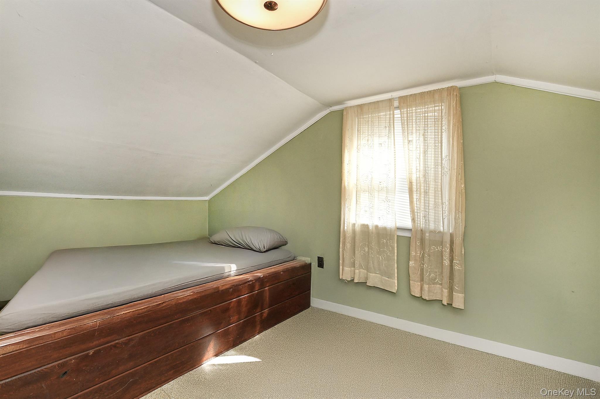 Single Family Crown  Nassau County, NY 11793, MLS-918867-22