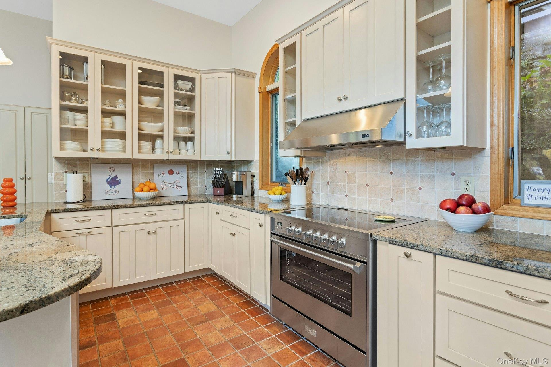 Single Family Knapp Westchester County, NY 10590, MLS-918875-10