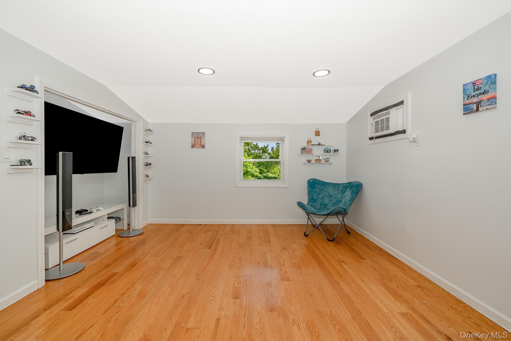 Single Family Overton  Nassau County, NY 11520, MLS-918940-11