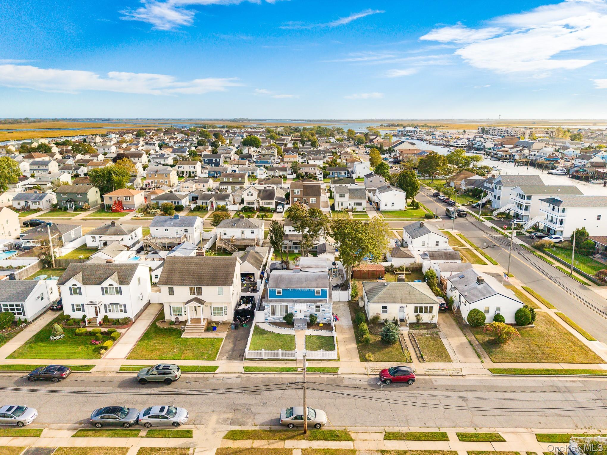 Single Family Overton  Nassau County, NY 11520, MLS-918940-27