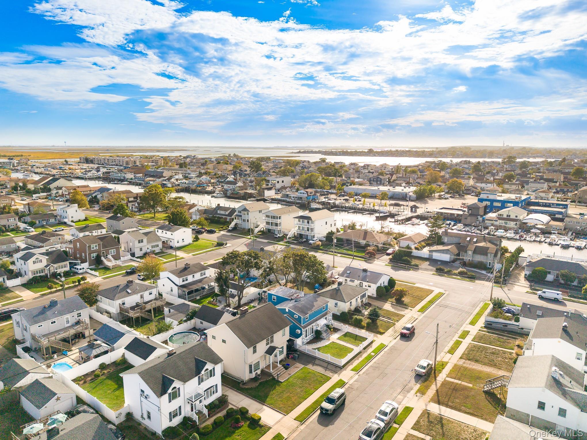 Single Family Overton  Nassau County, NY 11520, MLS-918940-28