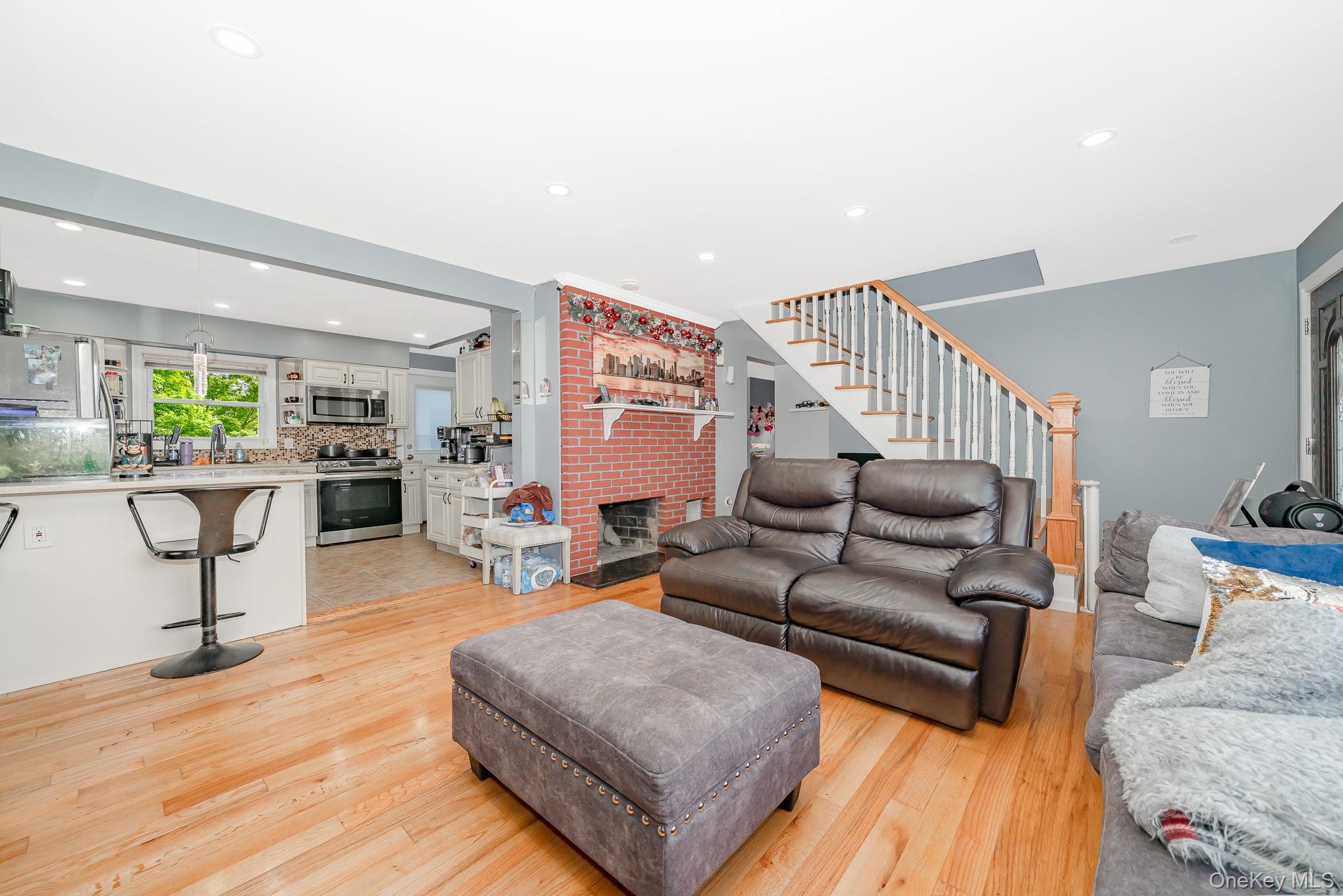 Single Family Overton  Nassau County, NY 11520, MLS-918940-5