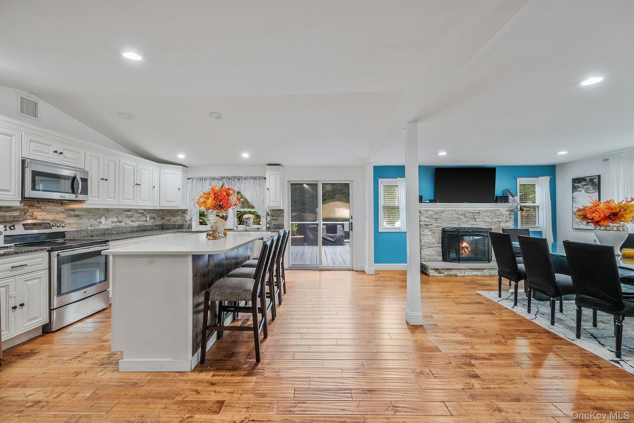 Single Family Bayside  Suffolk County, NY 11701, MLS-918945-12