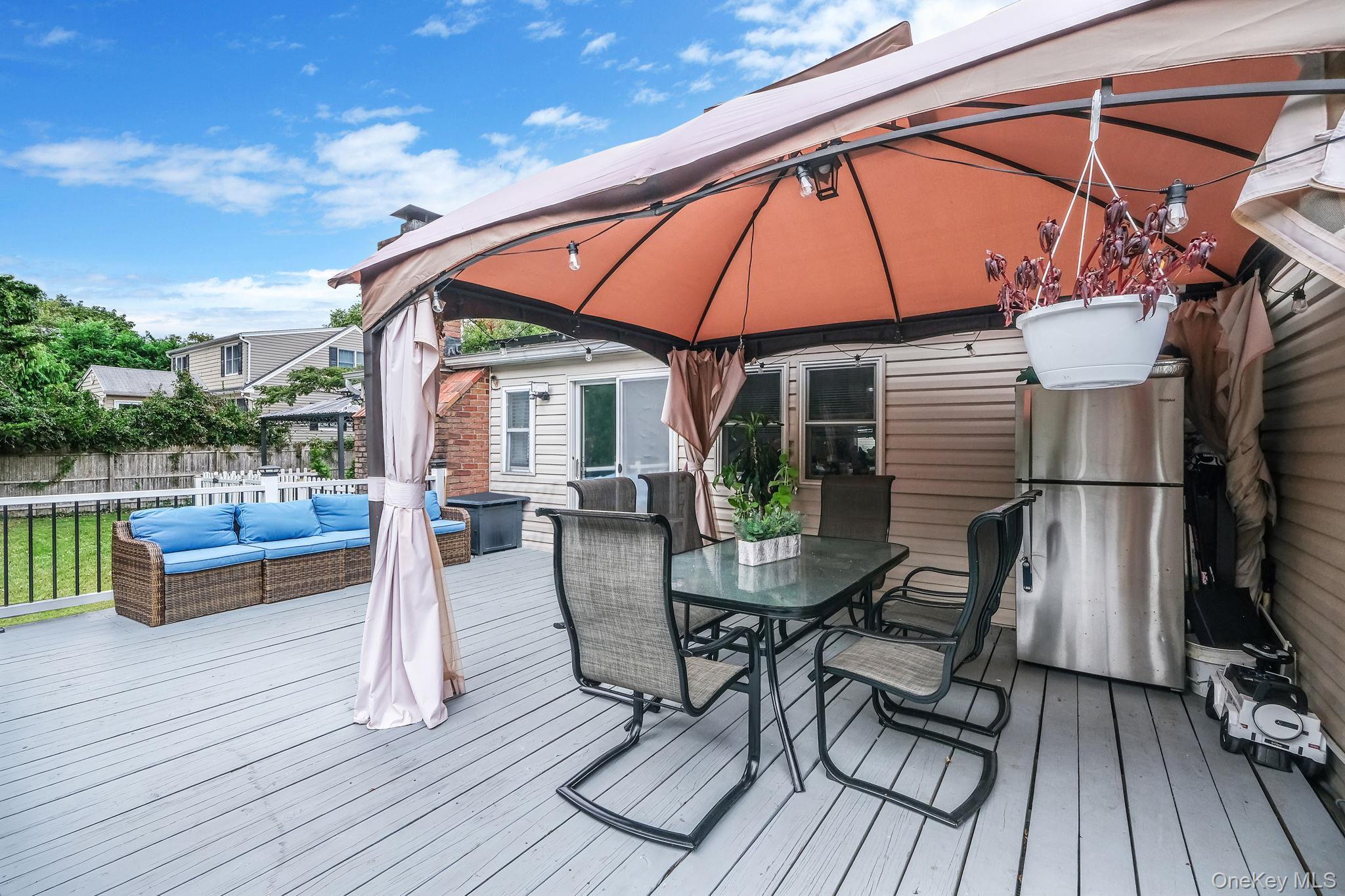 Single Family Bayside  Suffolk County, NY 11701, MLS-918945-42